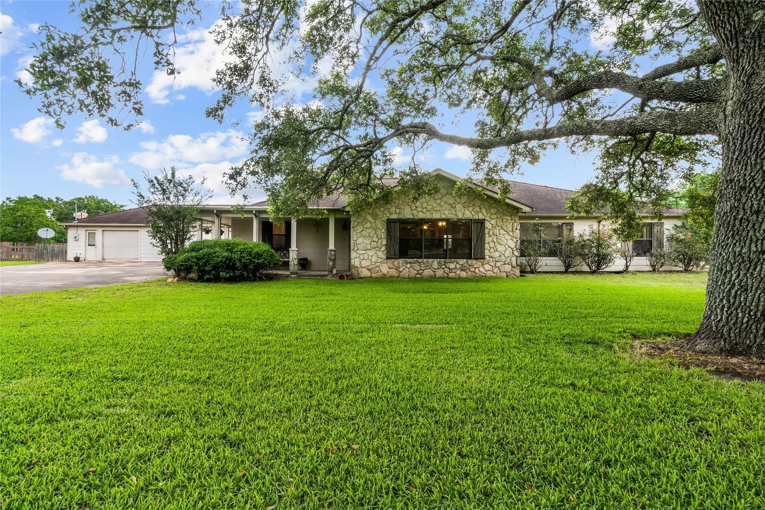 Real estate property located at 7114 Kari, Fort Bend, Lake Creek, Richmond, TX, US