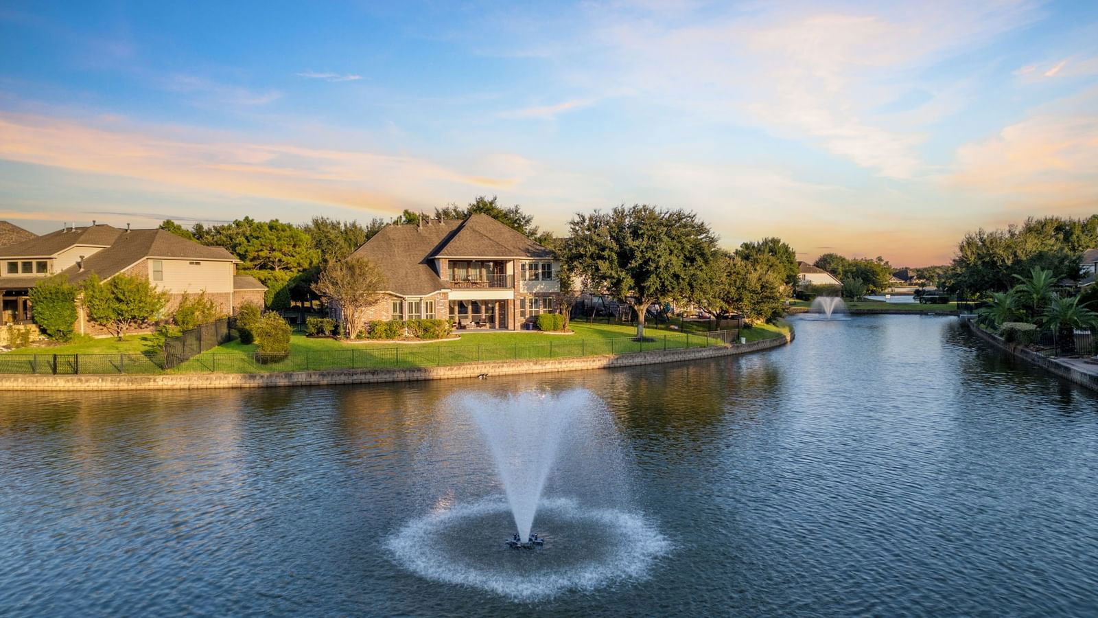 Real estate property located at 23114 Isthmus Cove, Fort Bend, Avalon At Seven Meadows Sec 6, Katy, TX, US