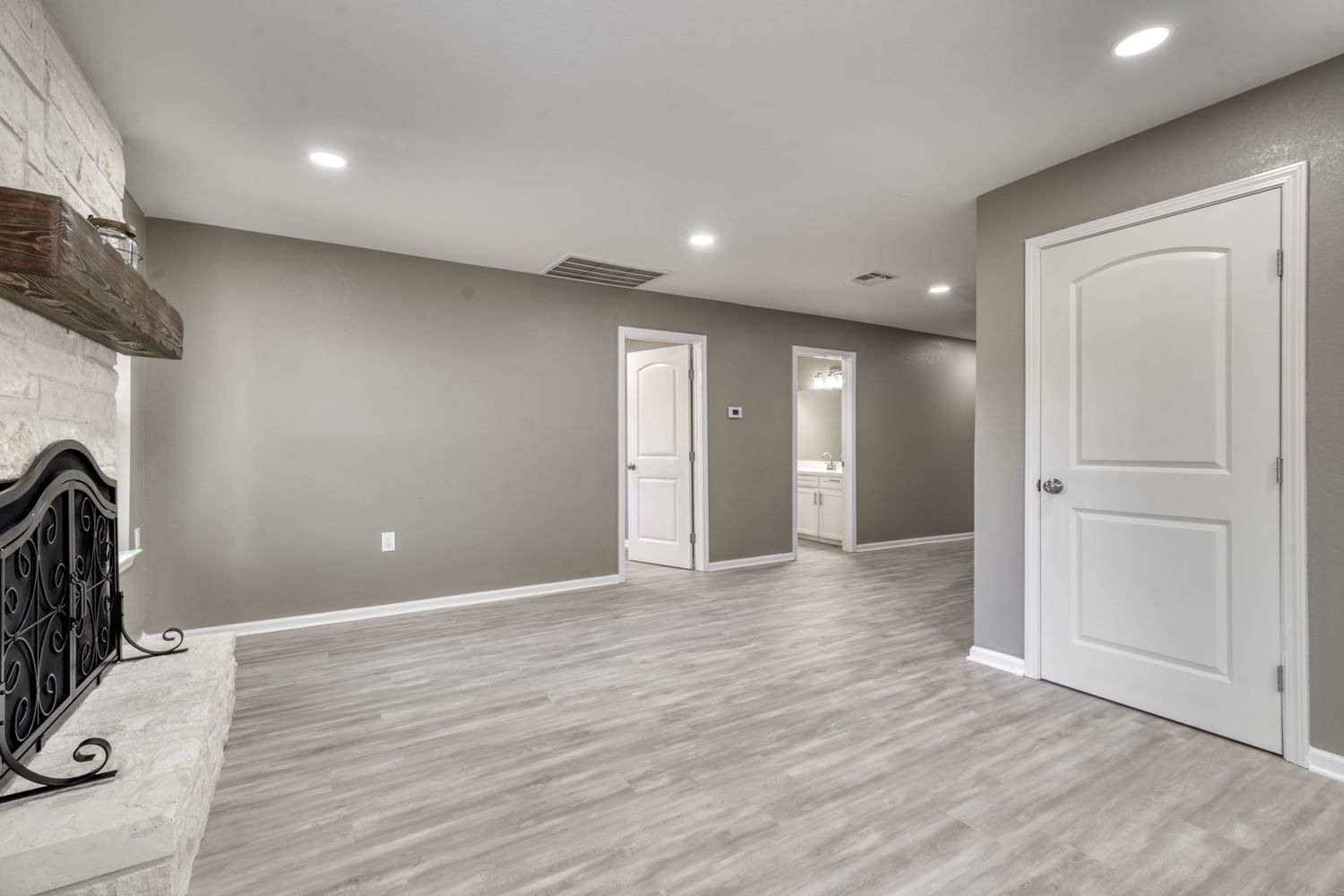 Real estate property located at 1021 State, Madison, Madisonville, TX, US