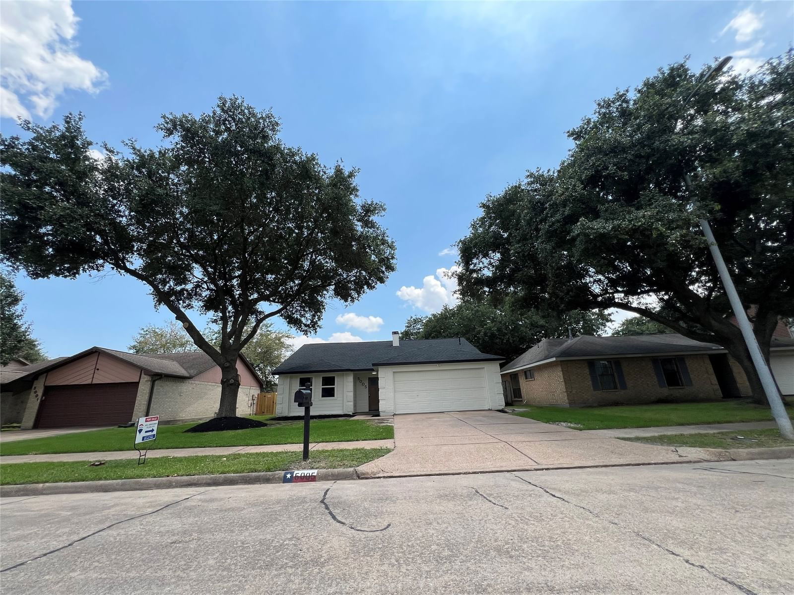 Real estate property located at 5005 Meadow Crest, Harris, Glen Meadows Sec 02, La Porte, TX, US