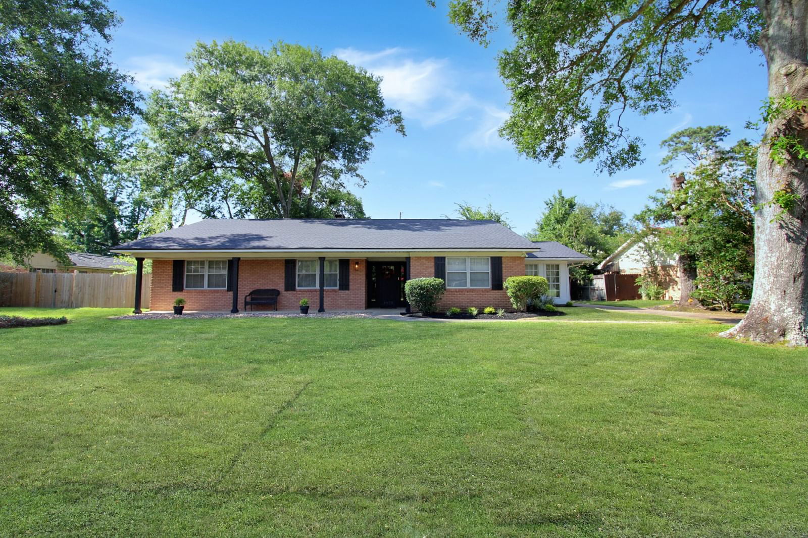 Real estate property located at 4870 Teakwood Ln, Jefferson, NA, Beaumont, TX, US