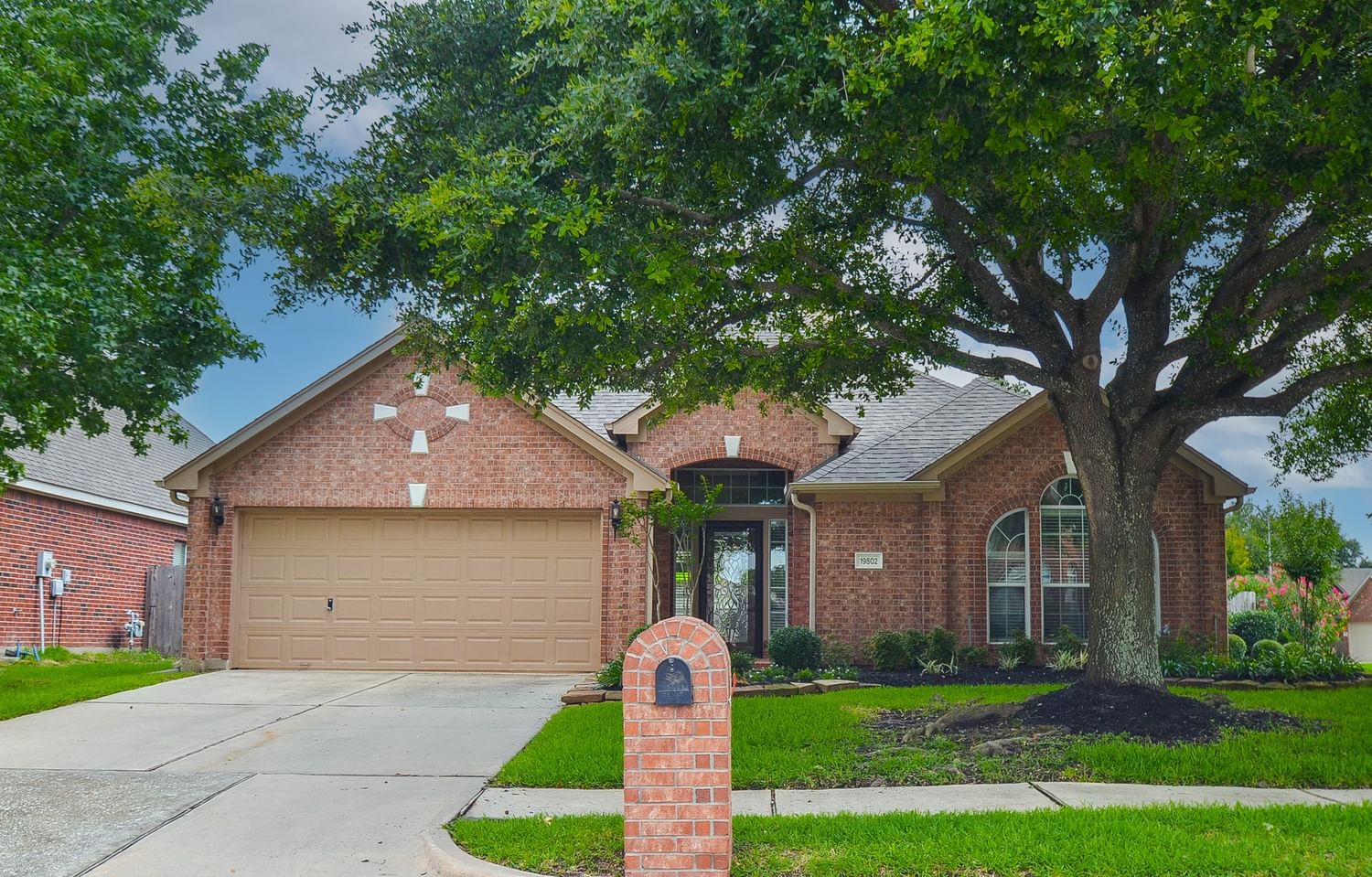 Real estate property located at 19802 Cypresswood Lake, Harris, Cypresswood Lake, Spring, TX, US