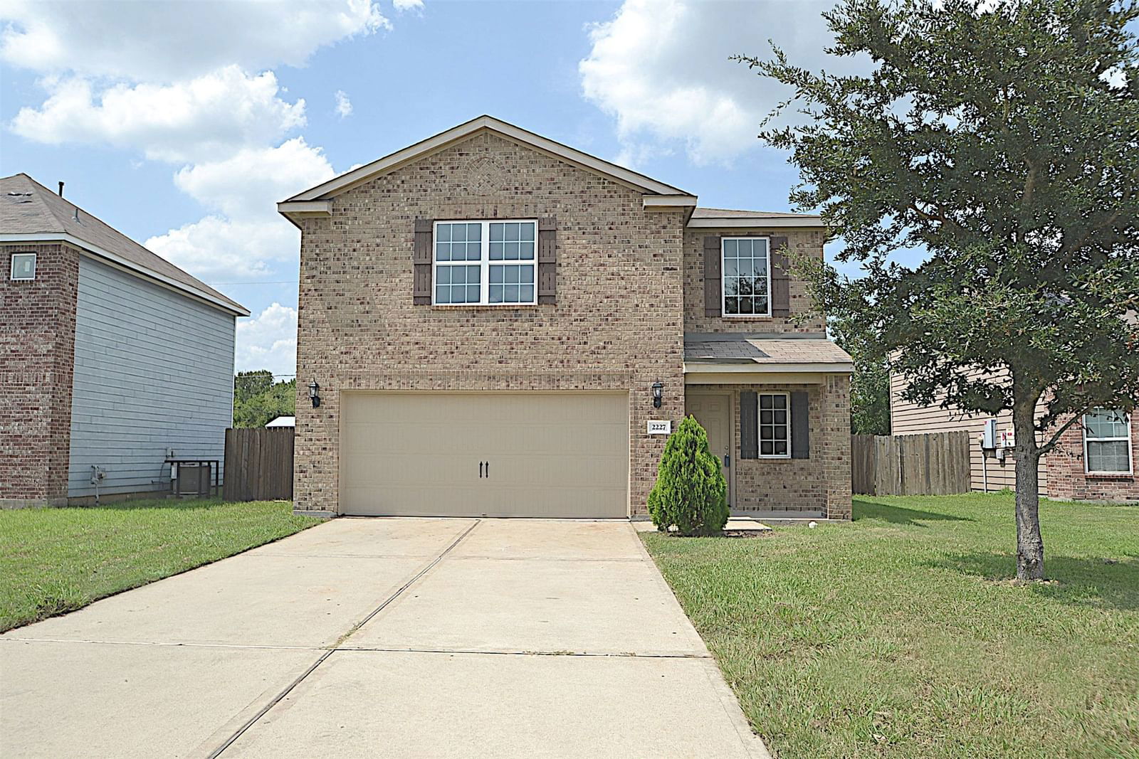 Real estate property located at 2227 Tracy, Harris, Nowlingshire Estates Pt Repl, Highlands, TX, US