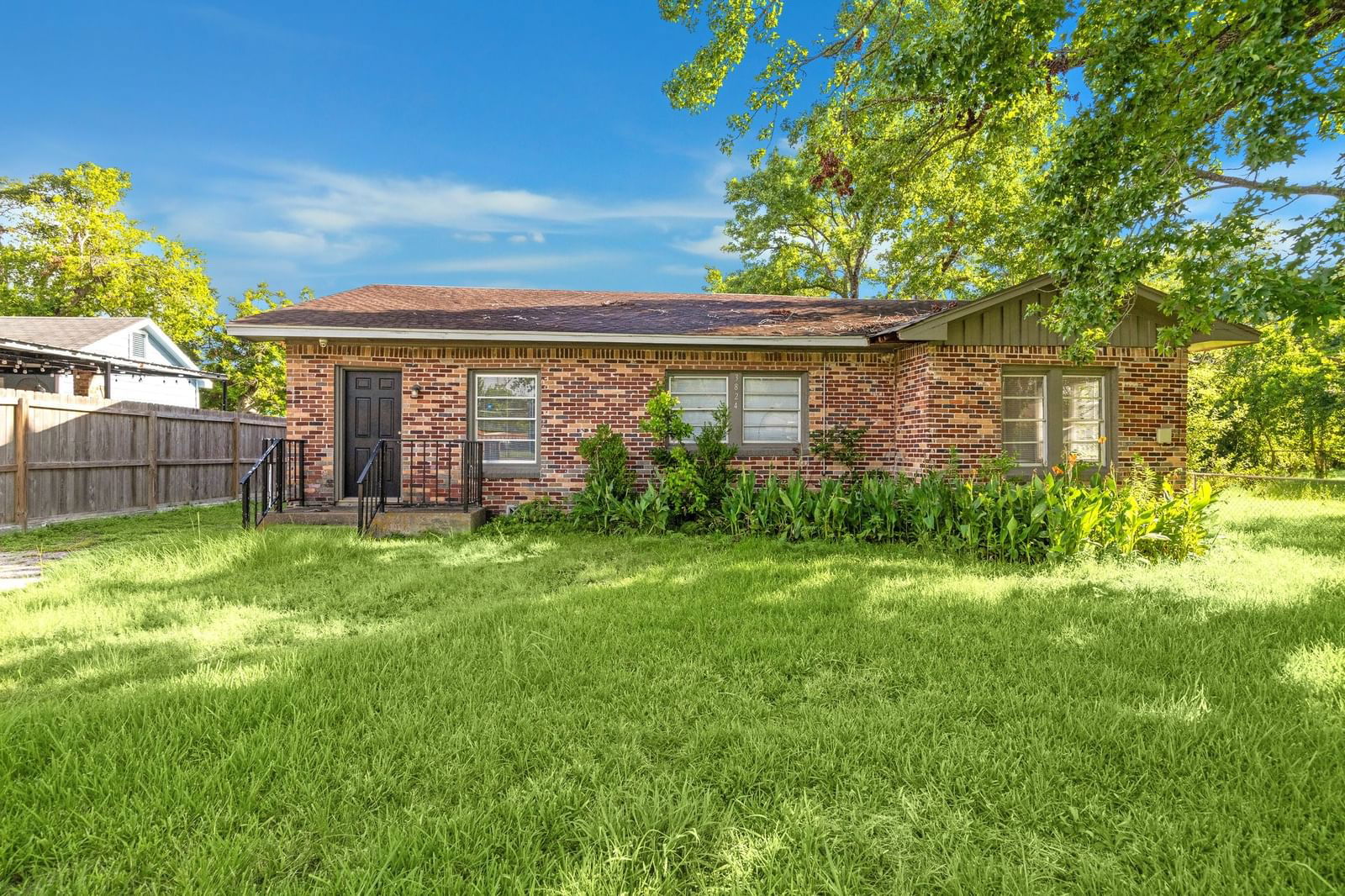 Real estate property located at 3824 Topping St, Harris, Epsom Downs Place, Houston, TX, US