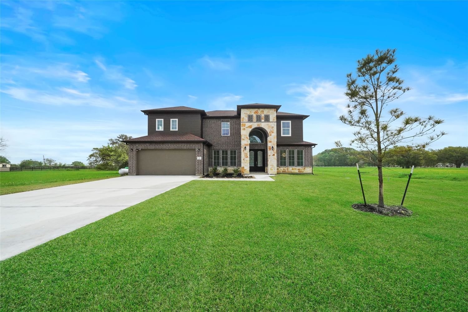 Real estate property located at 126 Lakeland, Brazoria, The Oaks At Suncreek Estates, Rosharon, TX, US