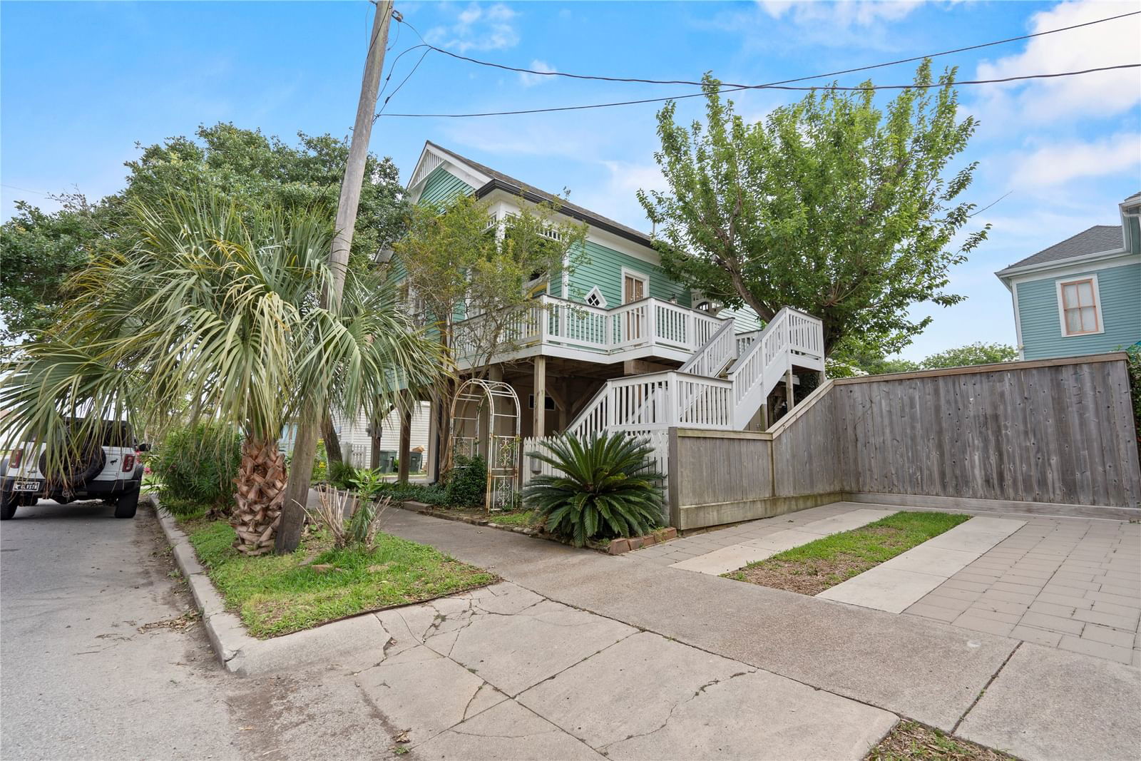 Real estate property located at 1911 30th, Galveston, Galveston Outlots, Galveston, TX, US