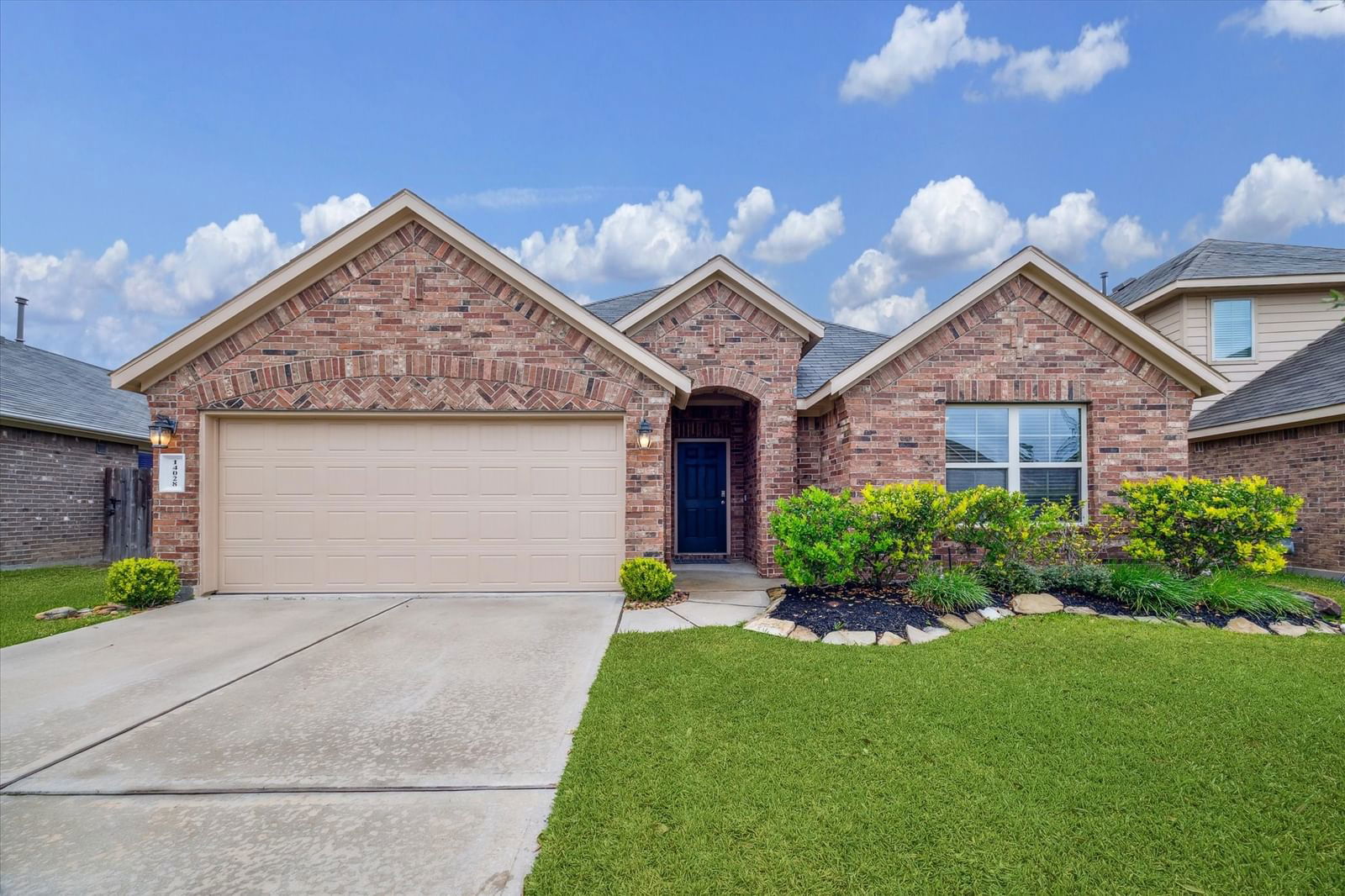 Real estate property located at 14028 Lake Crescent Dr, Montgomery, Fosters Ridge, Conroe, TX, US