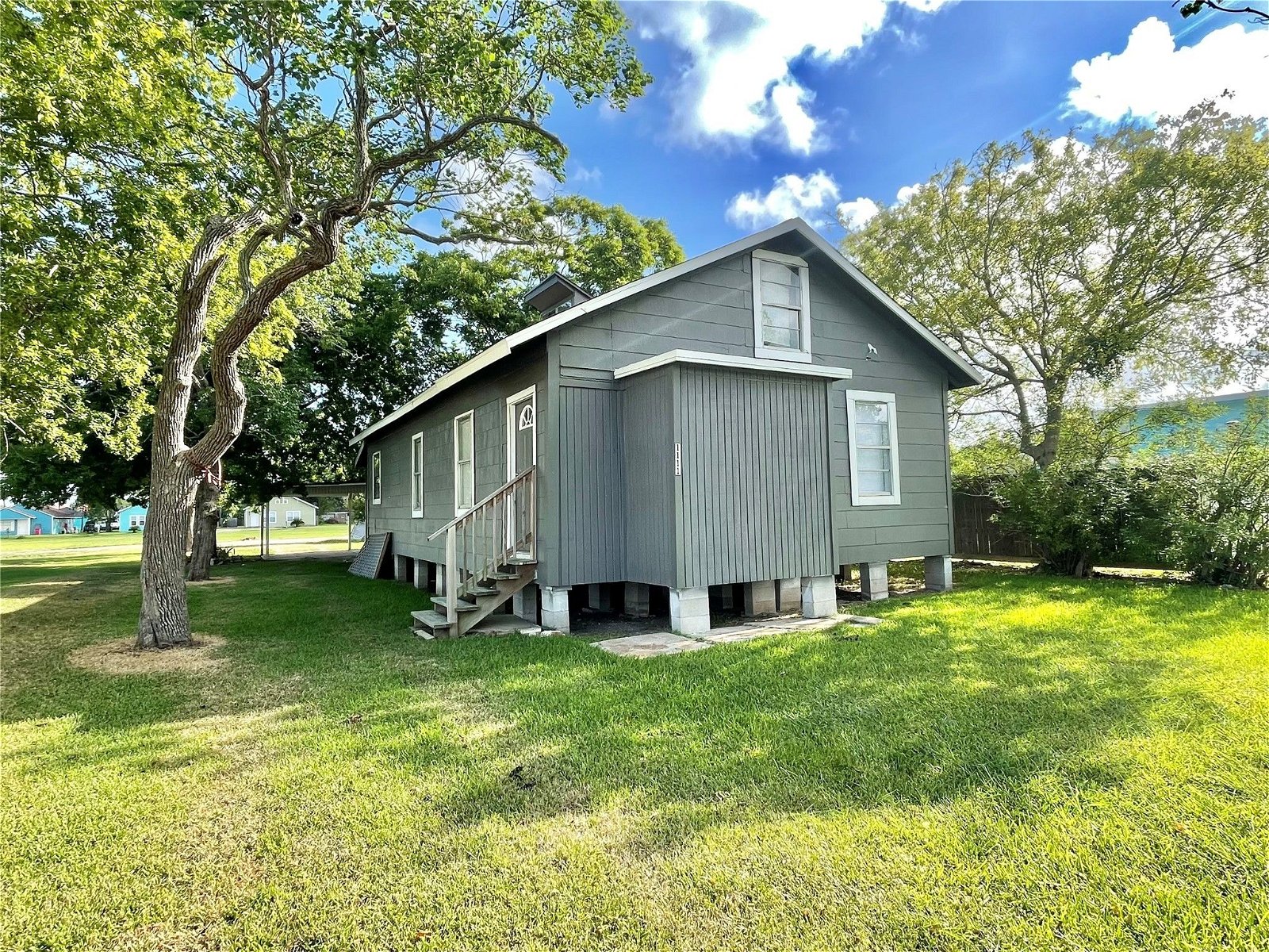 Real estate property located at 1111 West 2nd, Brazoria, Freeport, TX, US