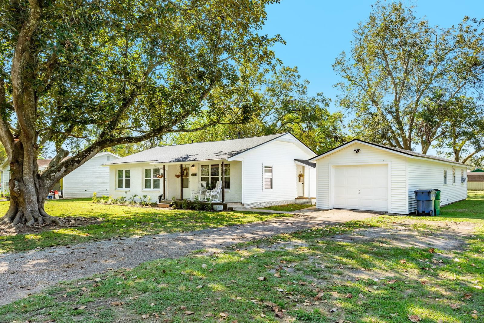 Real estate property located at 603 Maple, Brazoria, Meador Sweeny, Sweeny, TX, US