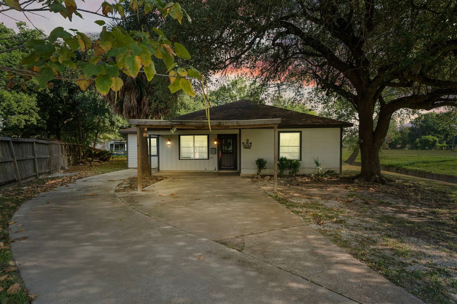 Real estate property located at 1212 Hart, Harris, Pasadena, TX, US