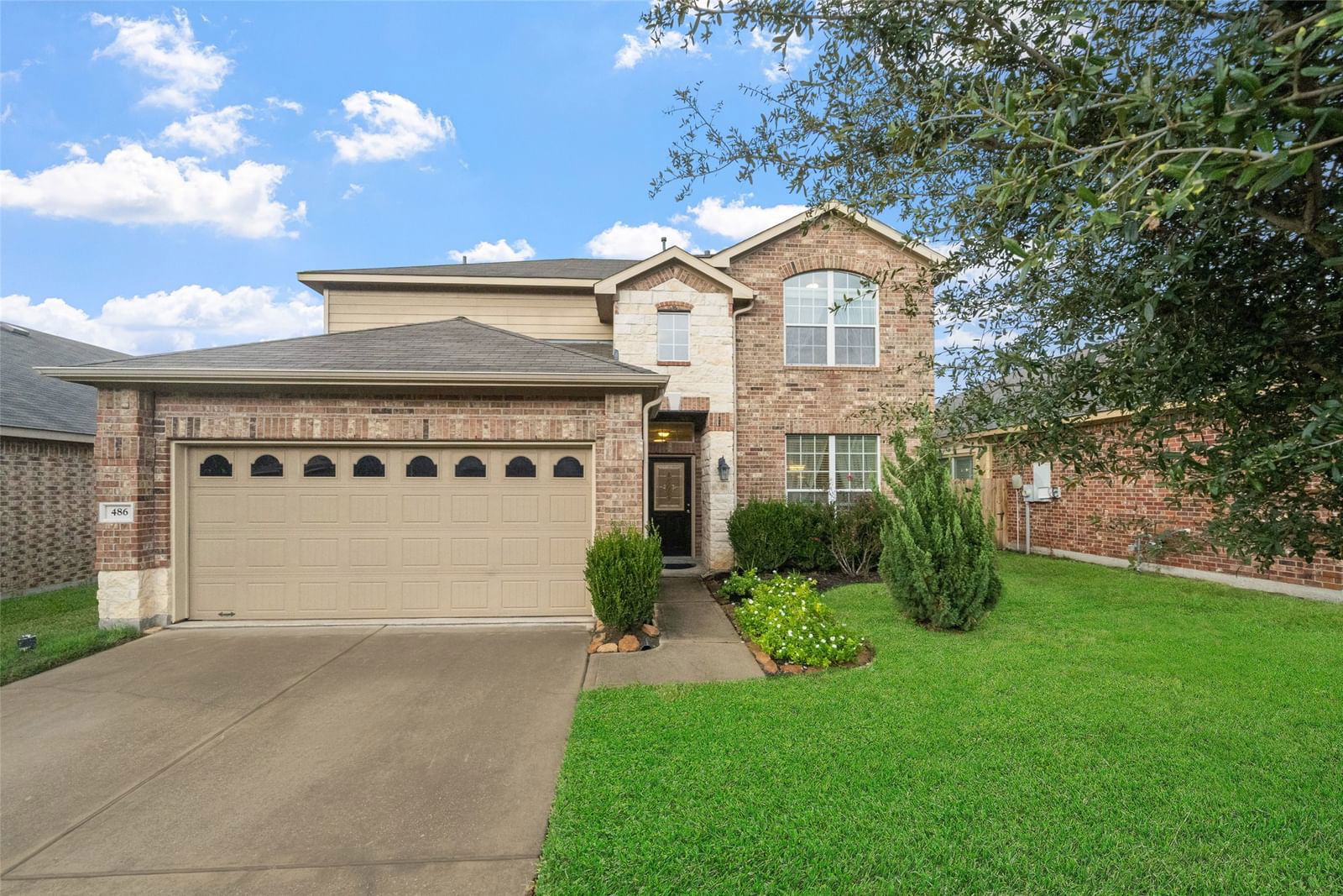 Real estate property located at 486 Oak Chase, Montgomery, Woodhaven Forest 01, Conroe, TX, US