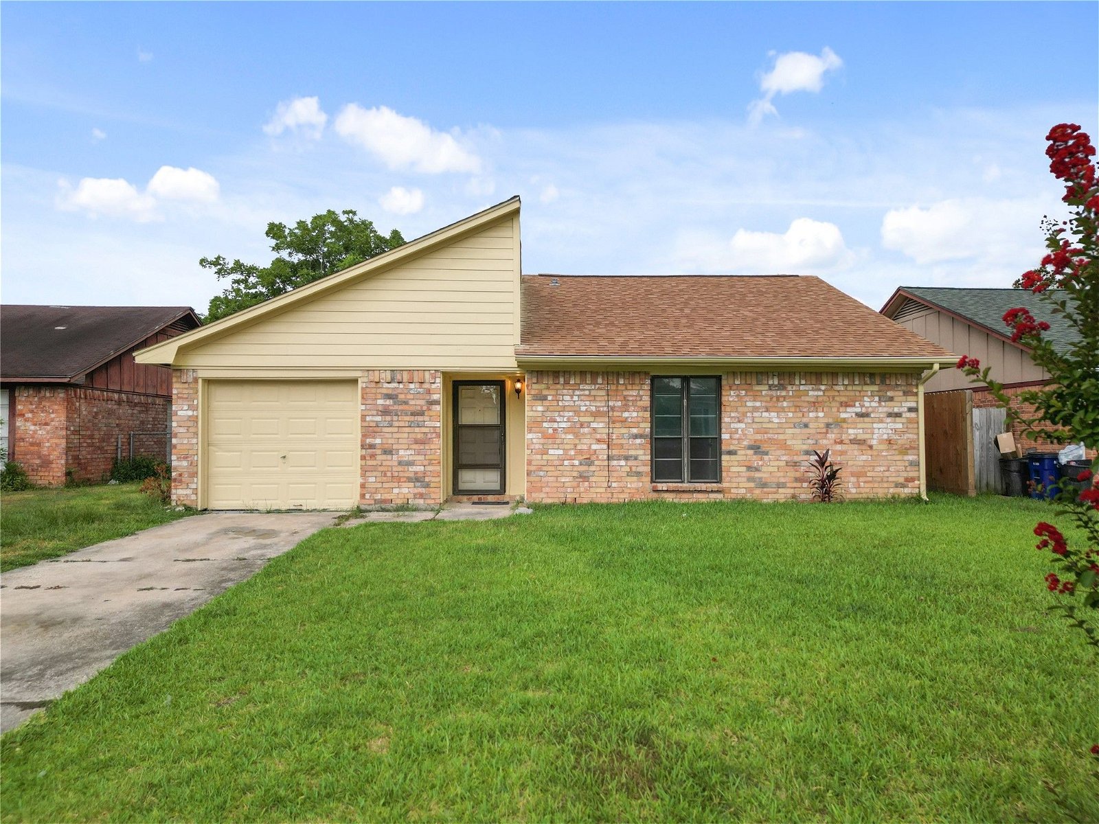 Real estate property located at 1828 Oriole, Galveston, League City, TX, US