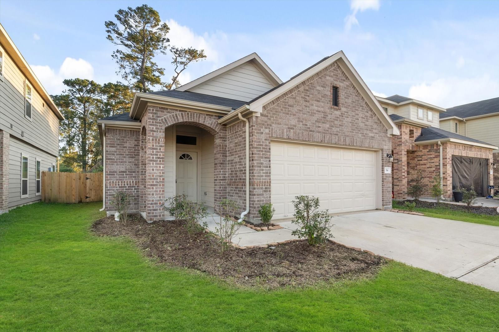 Real estate property located at 314 Emerald Thicket, Harris, Woodland Lakes Sec 5, Houston, TX, US