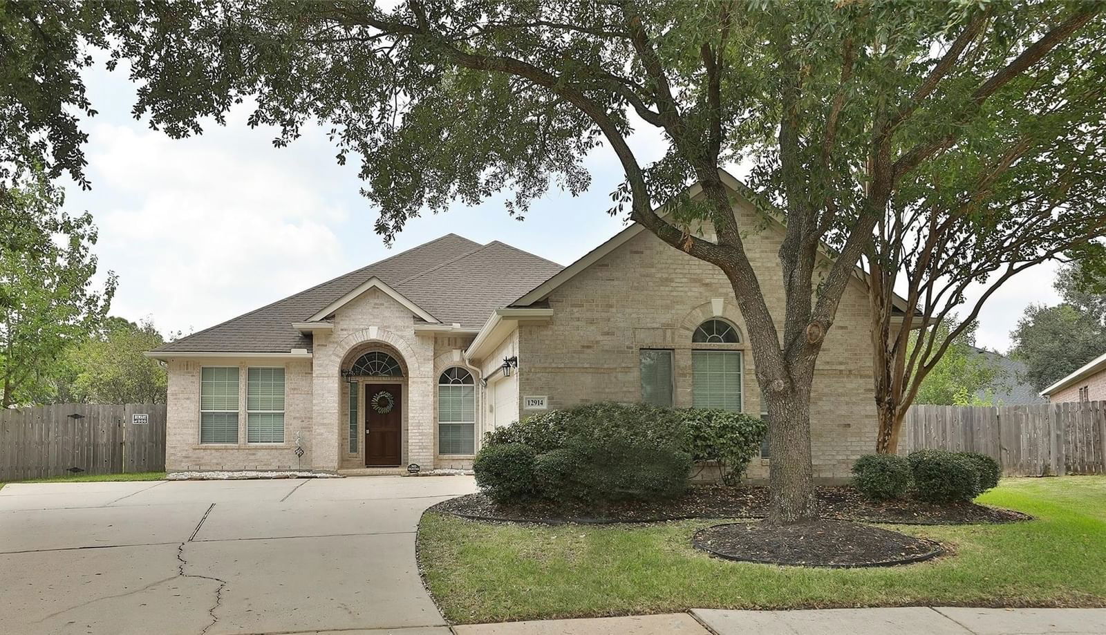 Real estate property located at 12914 Carlaris, Harris, Mckendree Park Sec 01, Houston, TX, US