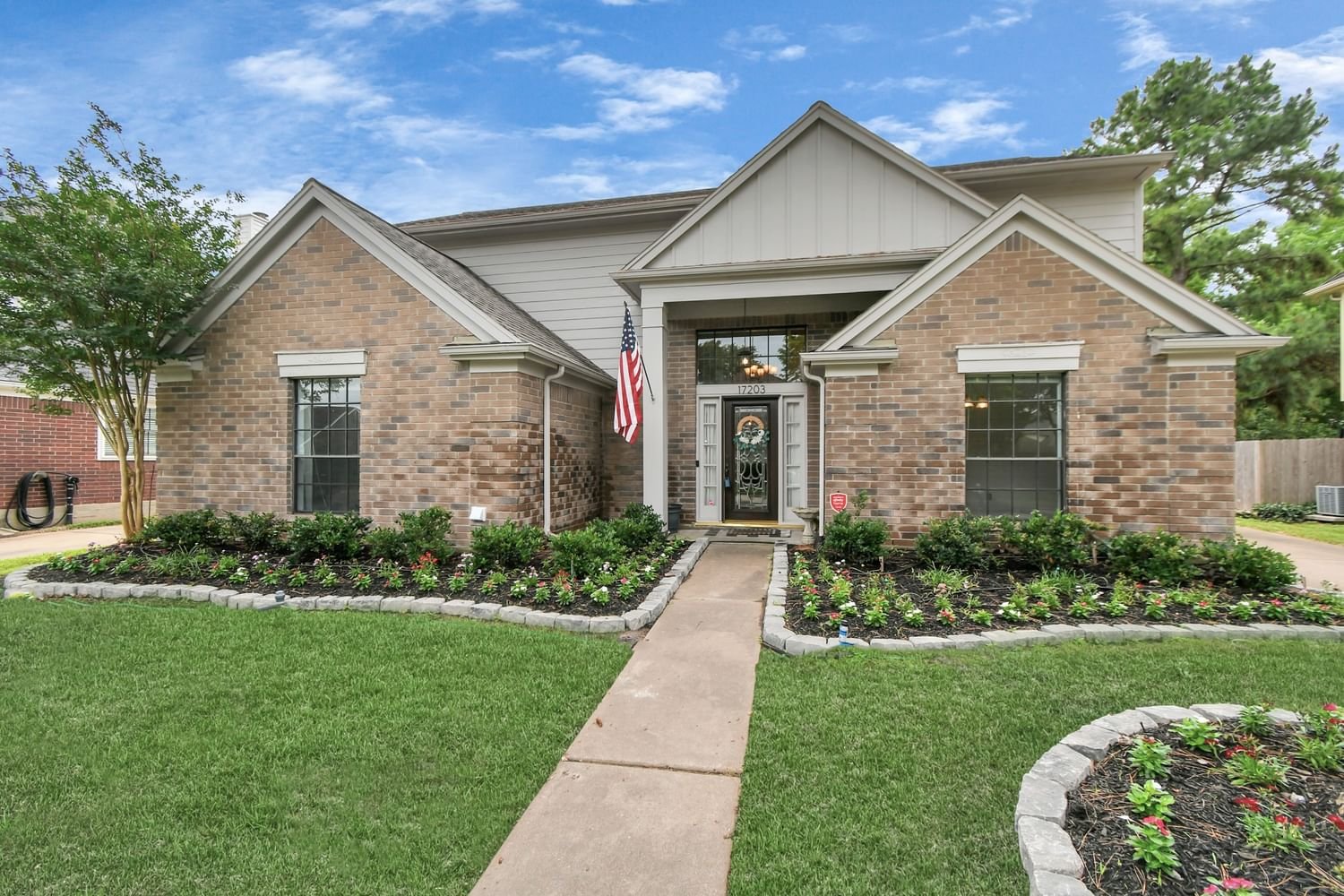 Real estate property located at 17203 Meadow Heights, Harris, Copperfield Westcrk Village 02, Houston, TX, US