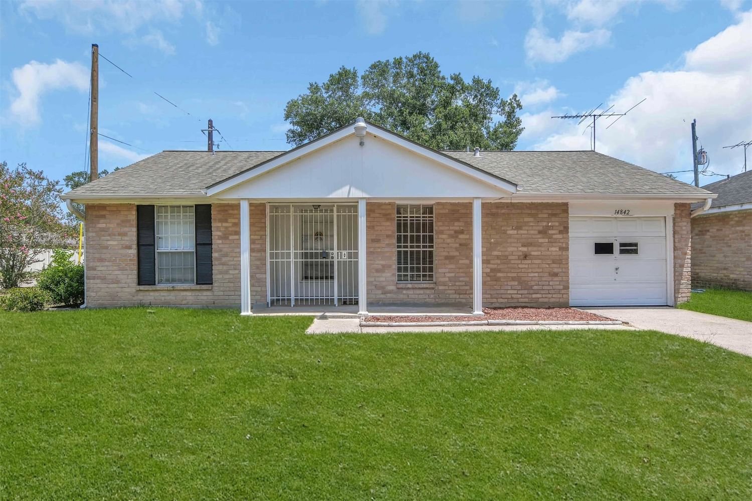 Real estate property located at 14842 Dogwood Tree, Harris, Houston, TX, US