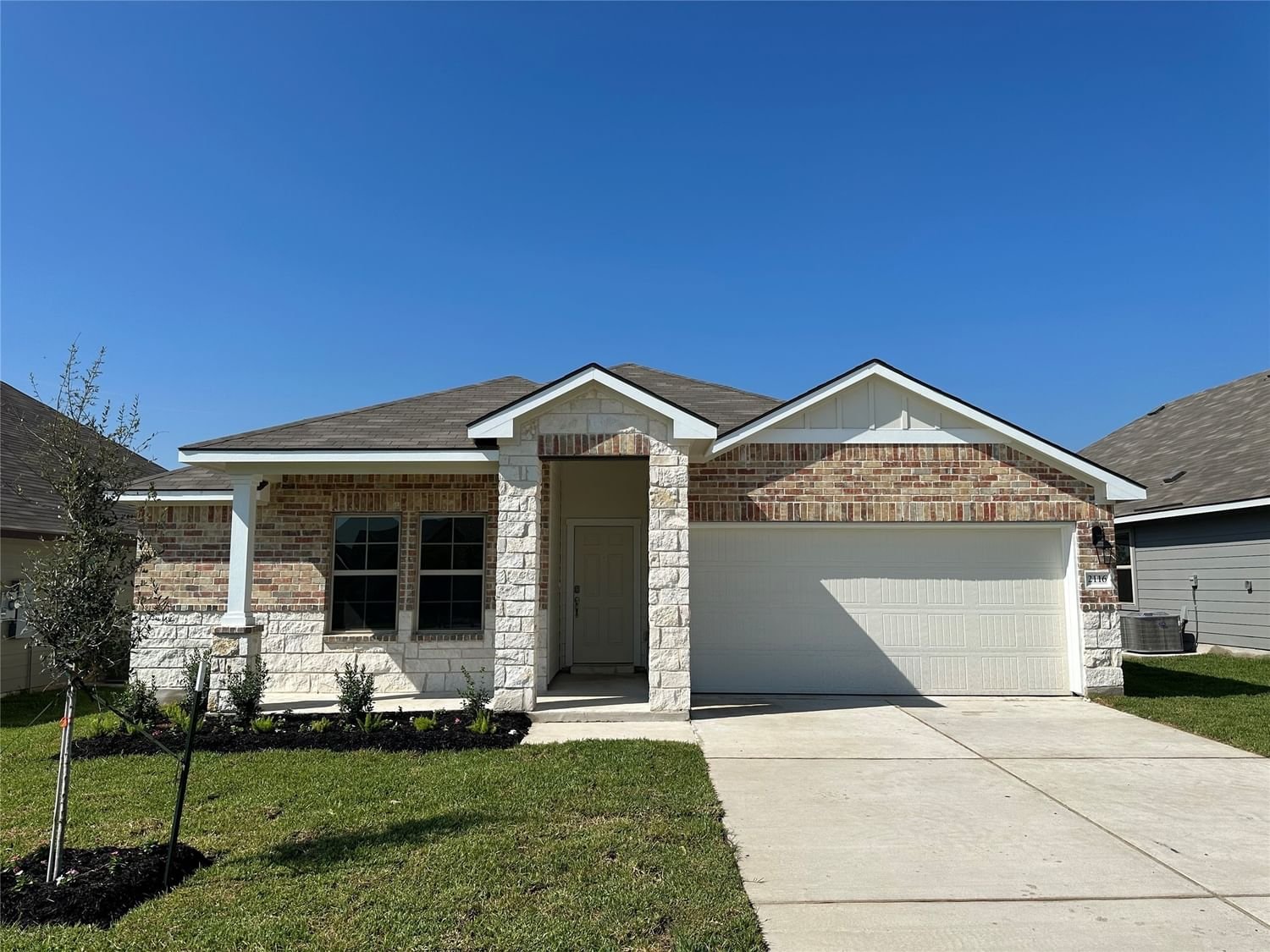 Real estate property located at 2116 Chief, Brazos, Bryan, TX, US