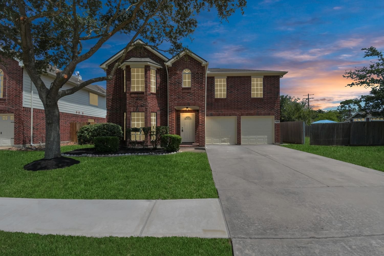 Real estate property located at 3911 Dunlavy, Brazoria, Sunset Lakes Sec 3, Pearland, TX, US