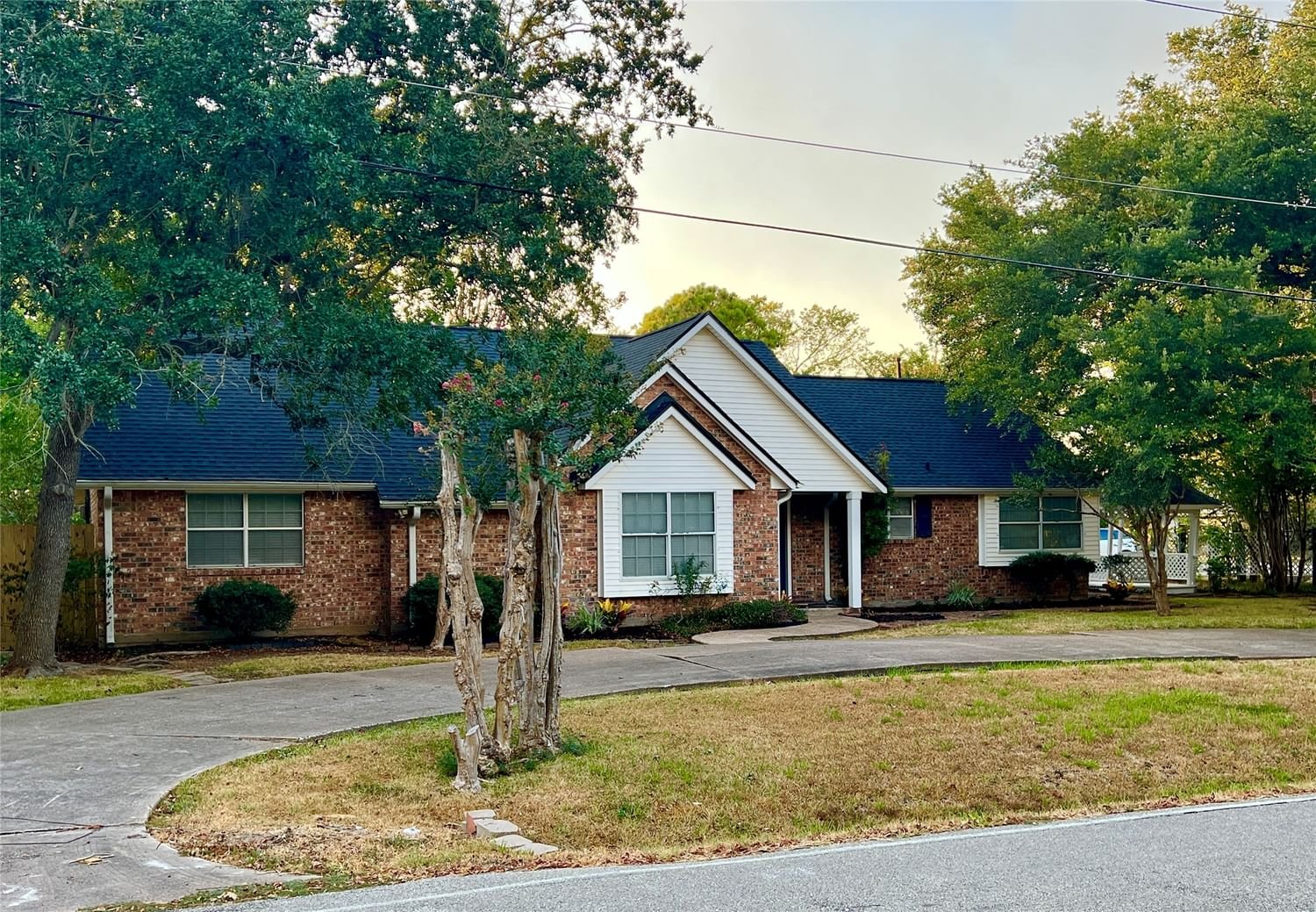 Real estate property located at 100 Forrest, Harris, La Porte, TX, US