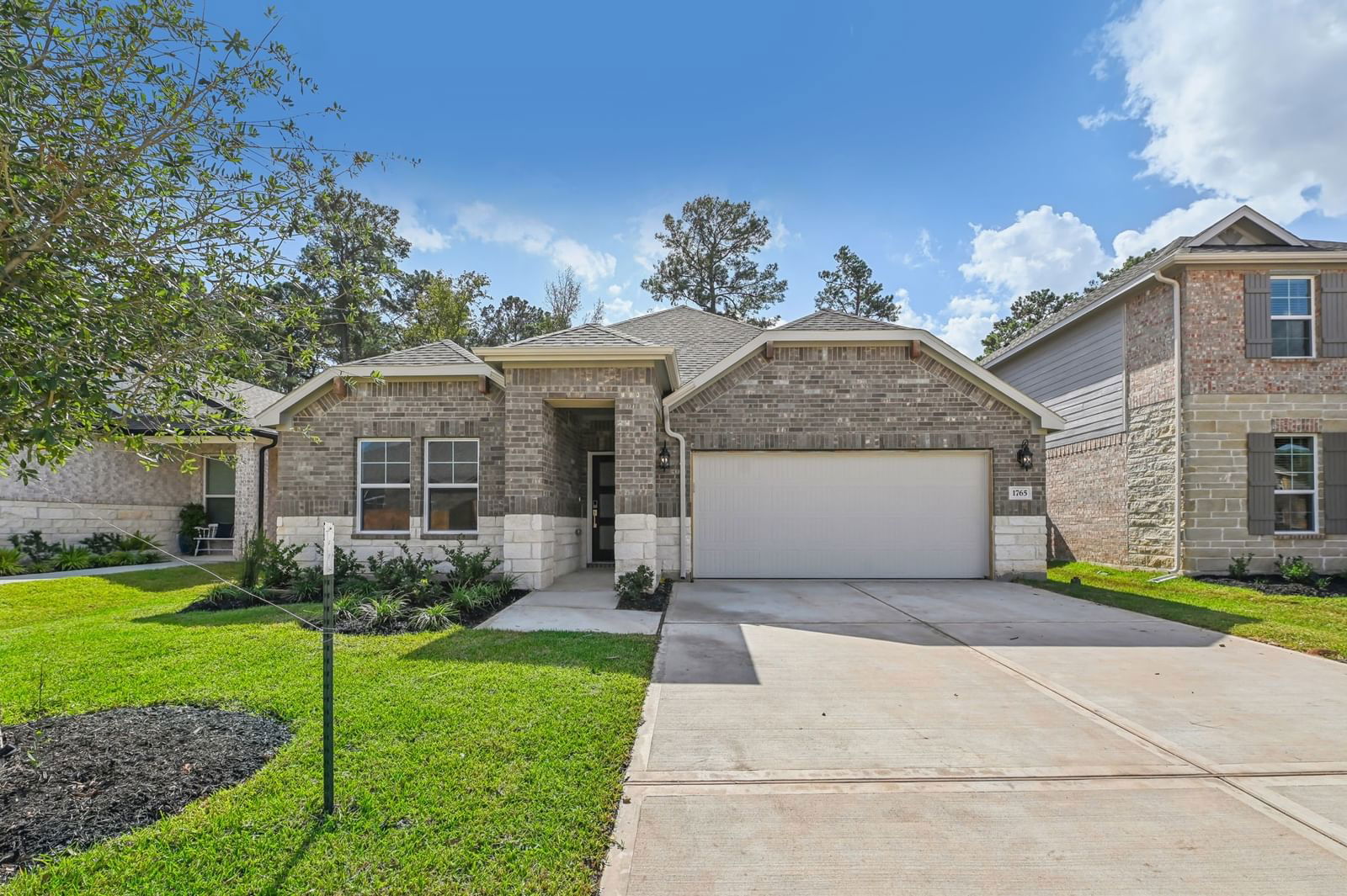 Real estate property located at 1765 SUCCOTASH OAK, Montgomery, Montgomery Oaks, Conroe, TX, US