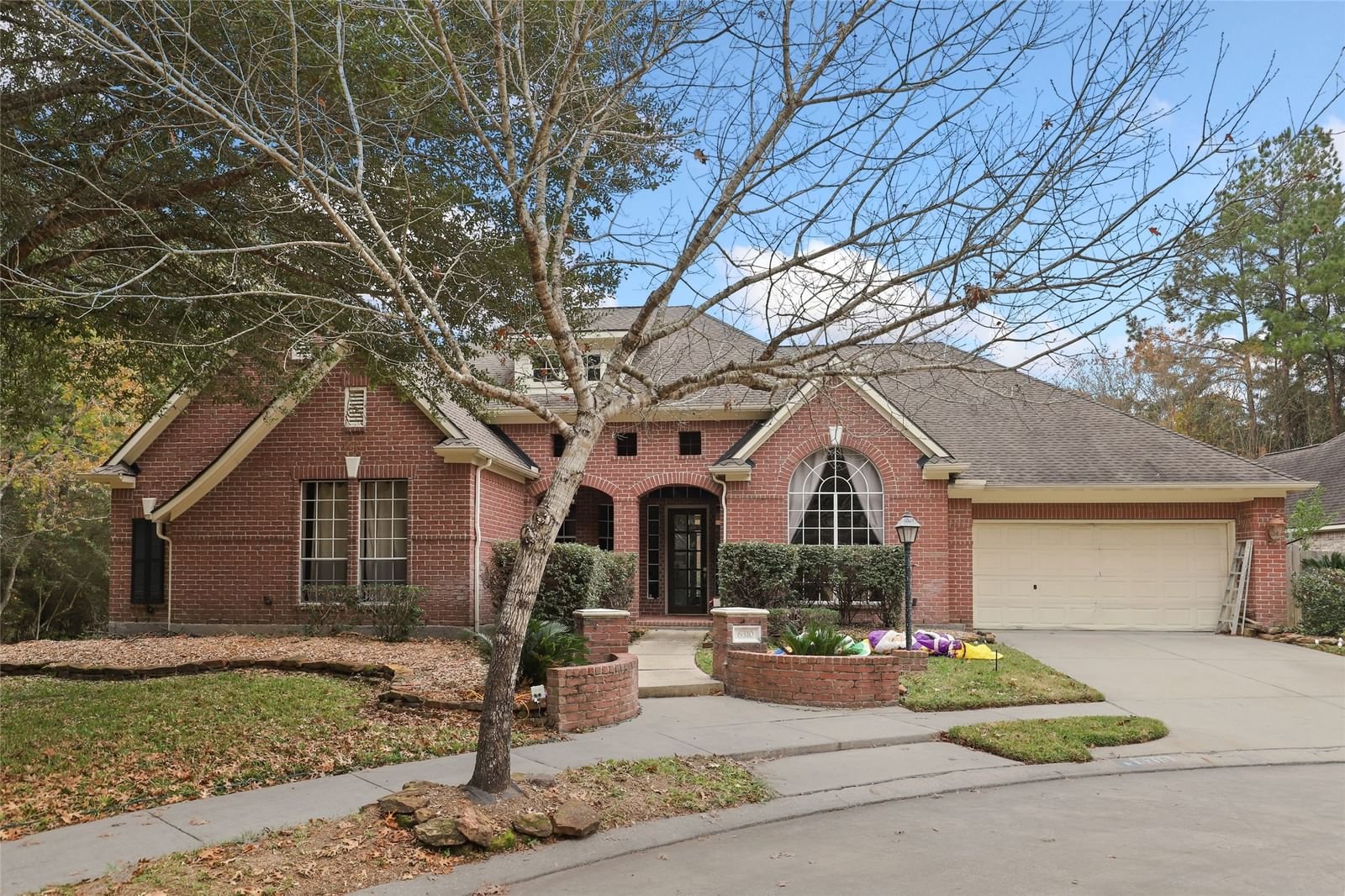 Real estate property located at 6310 Hickory Bough, Harris, Kings Point Village, Houston, TX, US