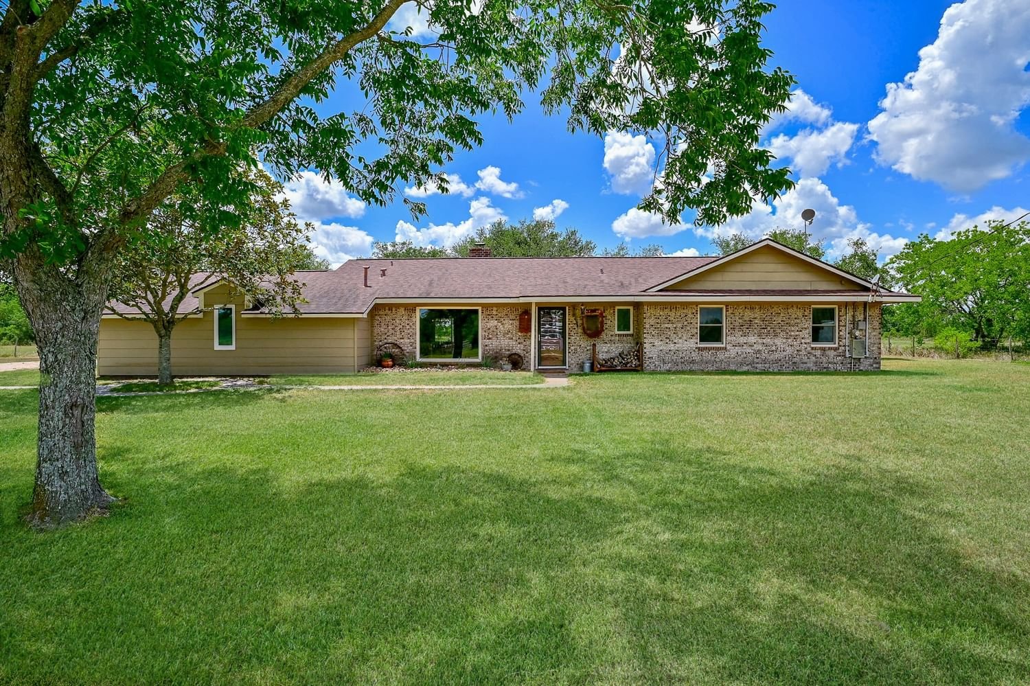 Real estate property located at 20602 County Road 270, Wharton, none, East Bernard, TX, US