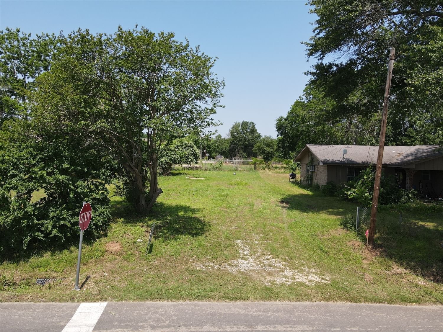 Real estate property located at 812 Trinity, Madison, F C Wilson Sub, Madisonville, TX, US
