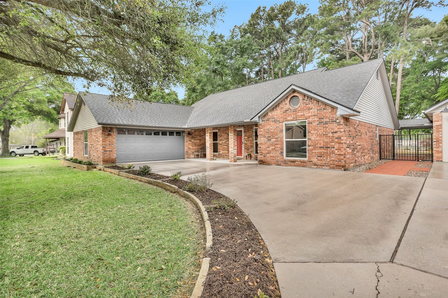 Real estate property located at 28820 Diamondhead S, Montgomery, Diamondhead, Montgomery, TX, US