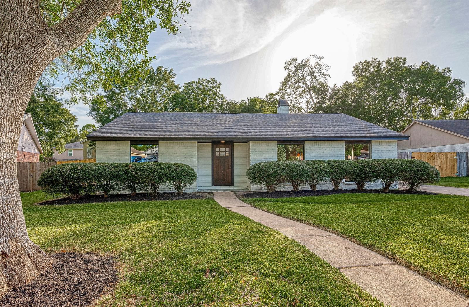 Real estate property located at 16426 Oxnard, Harris, Wedgewood Village, Friendswood, TX, US