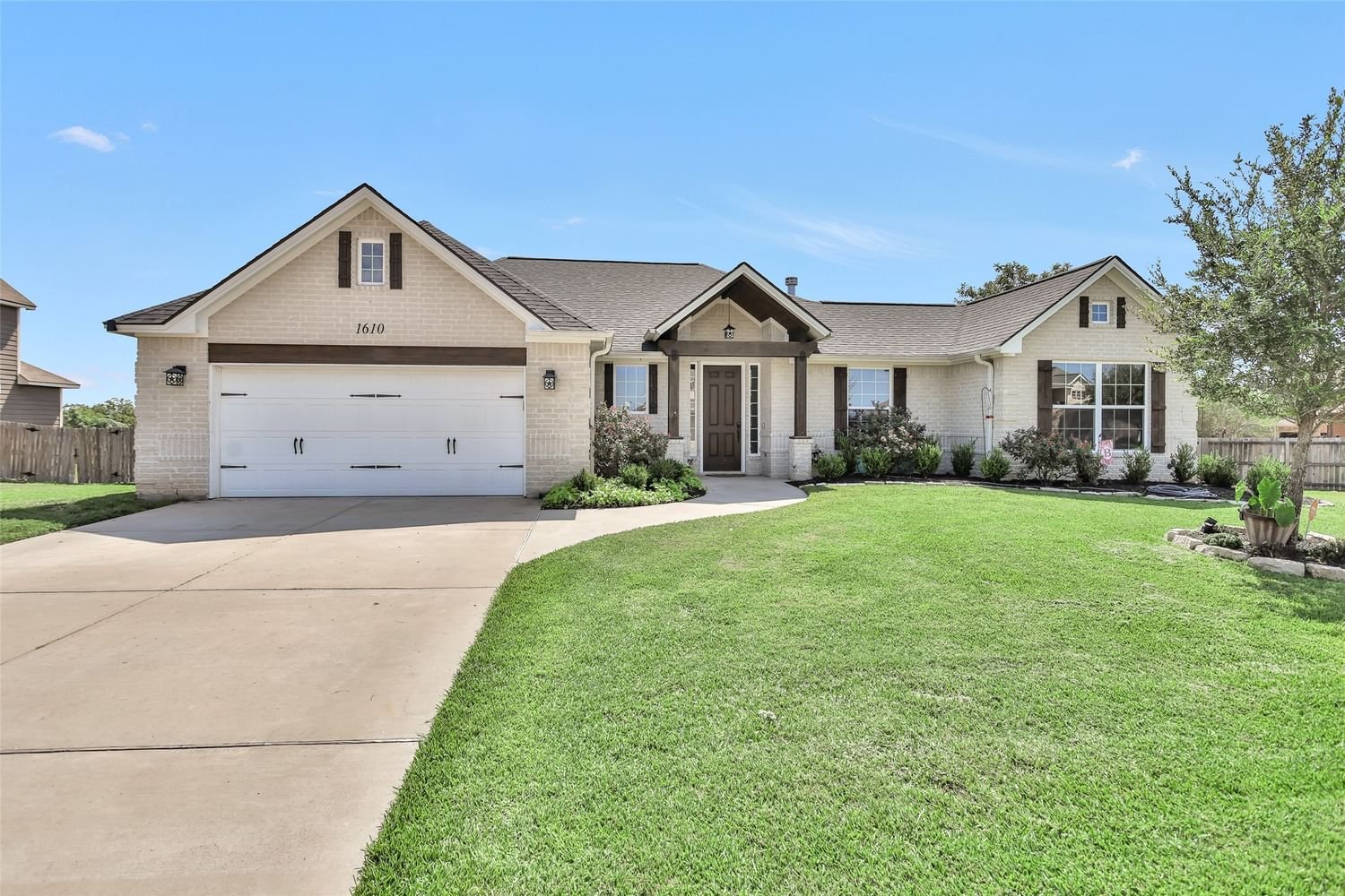 Real estate property located at 1610 Stone Ridge, Grimes, Navasota, TX, US