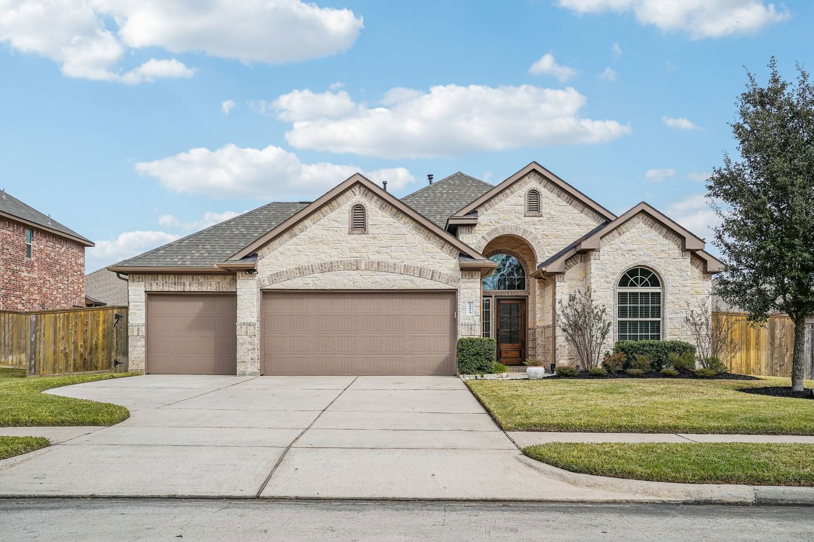 Real estate property located at 12514 Sherborne Castle, Harris, Raleigh Crk Sec 1, Tomball, TX, US