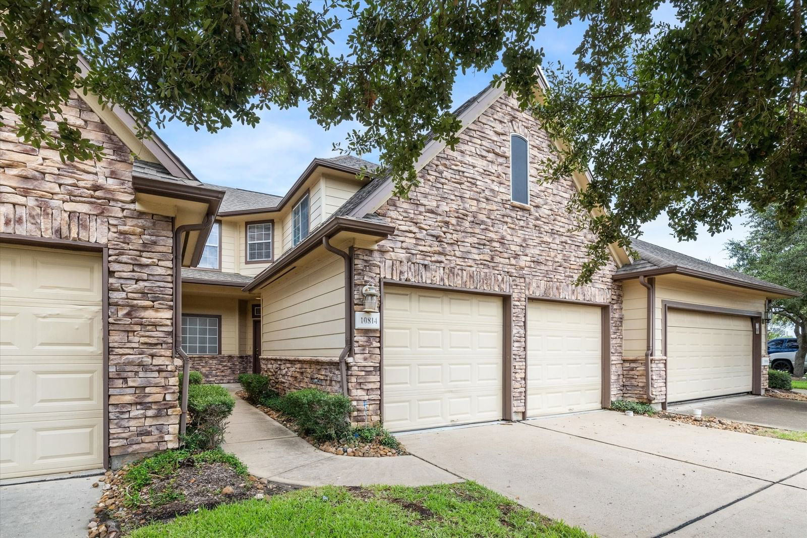 Real estate property located at 10814 Bay Bridge, Harris, Heron Lakes T/H, Houston, TX, US