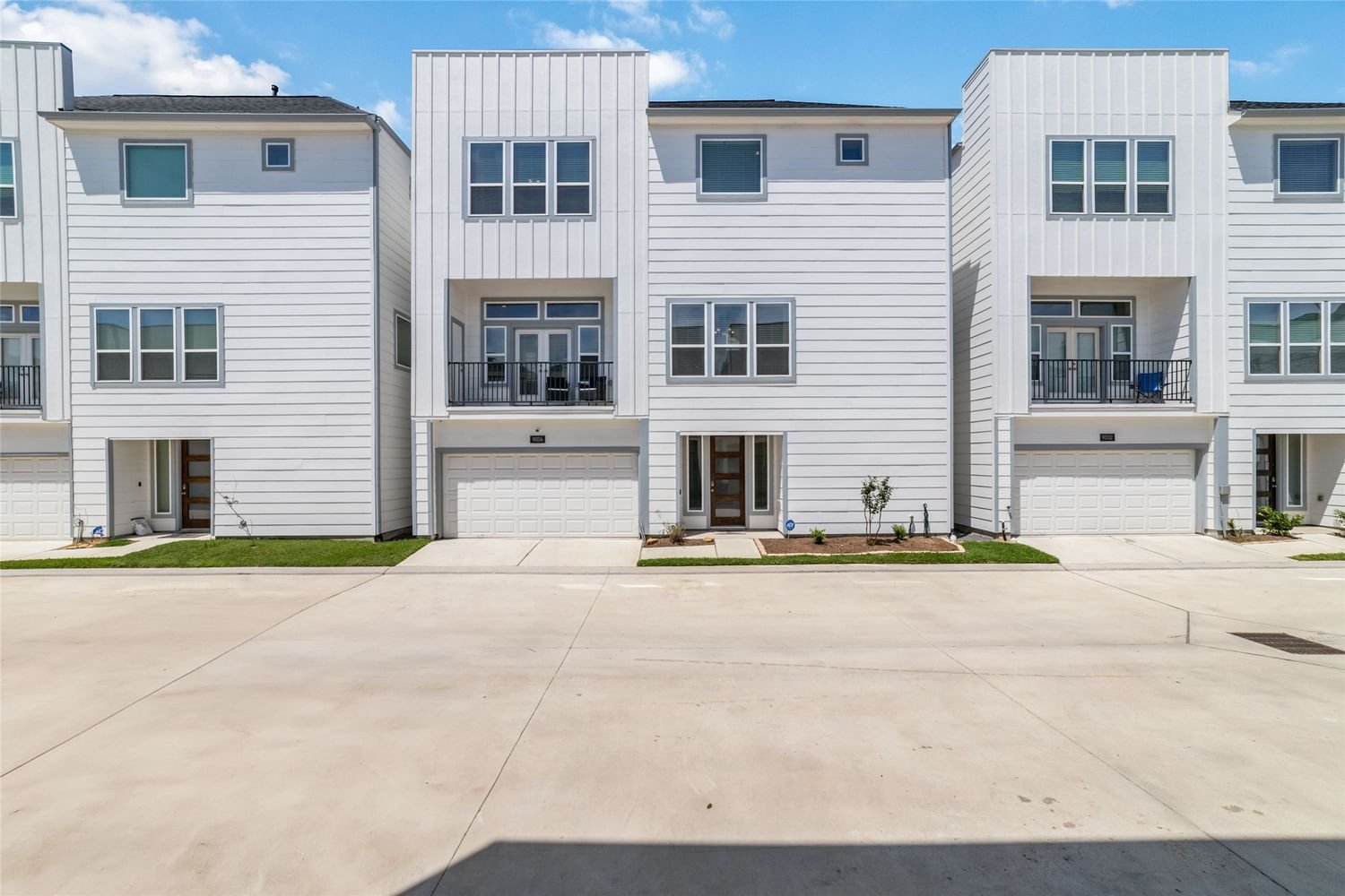 Real estate property located at 9004 Lonestar Creekbend Lane, Harris, Spring Branch Townhomes, Houston, TX, US