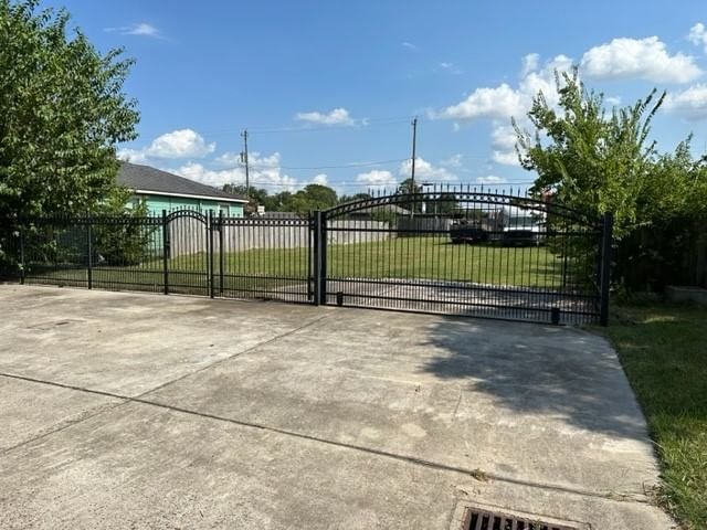 Real estate property located at 914 Avenue B, Harris, South Houston, TX, US