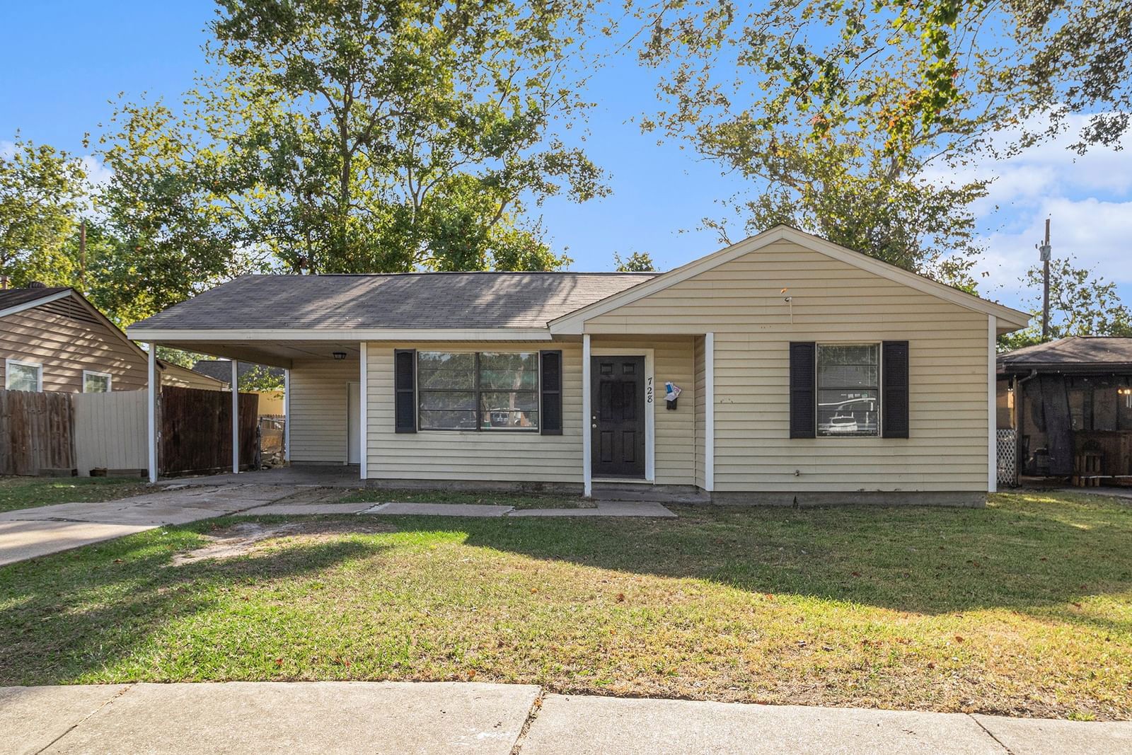 Real estate property located at 728 Burke, Harris, Red Bluff Terrace Sec 04, Pasadena, TX, US