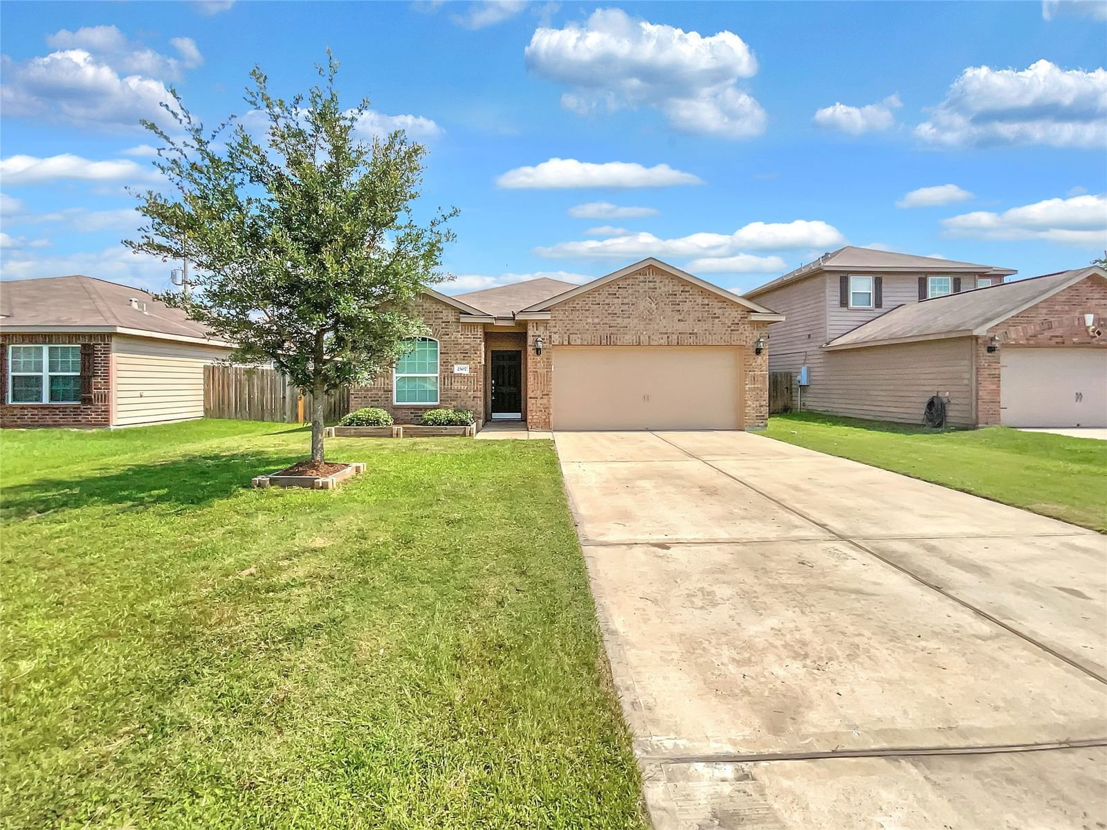 Real estate property located at 2507 Tracy, Harris, Nowlingshire Estates Pt Repl, Highlands, TX, US