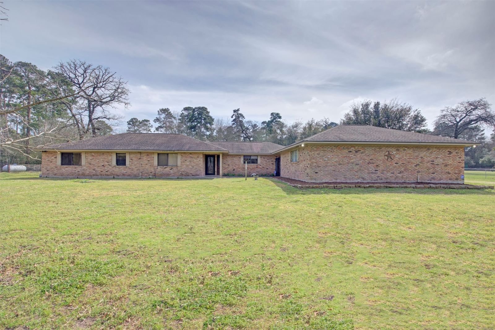 Real estate property located at 24118 Rustling Oaks, Montgomery, WOODLOCH FOREST, Magnolia, TX, US