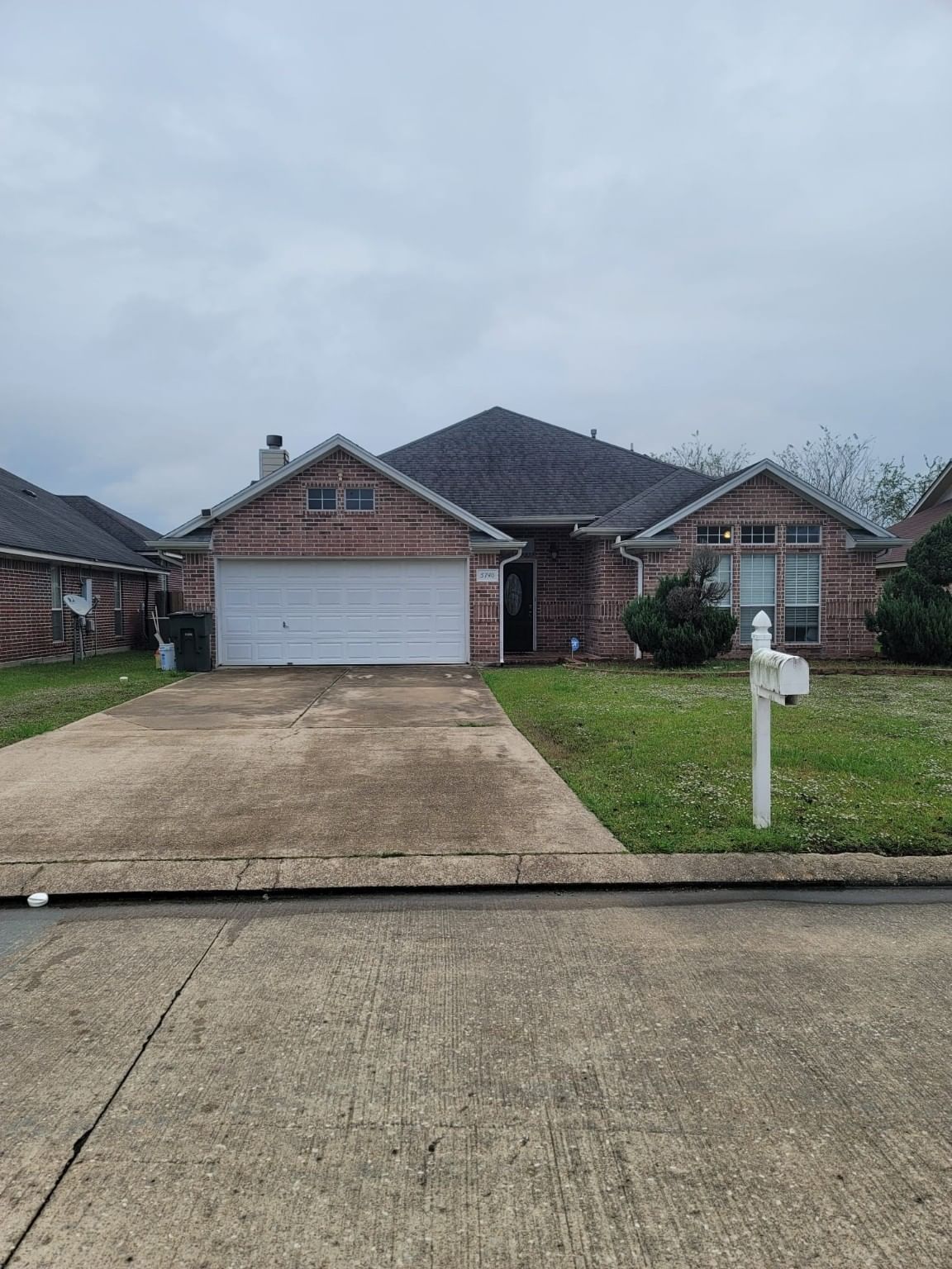 Real estate property located at 5740 Jackie, Jefferson, Pine Glen 3rd Ph 2, Beaumont, TX, US