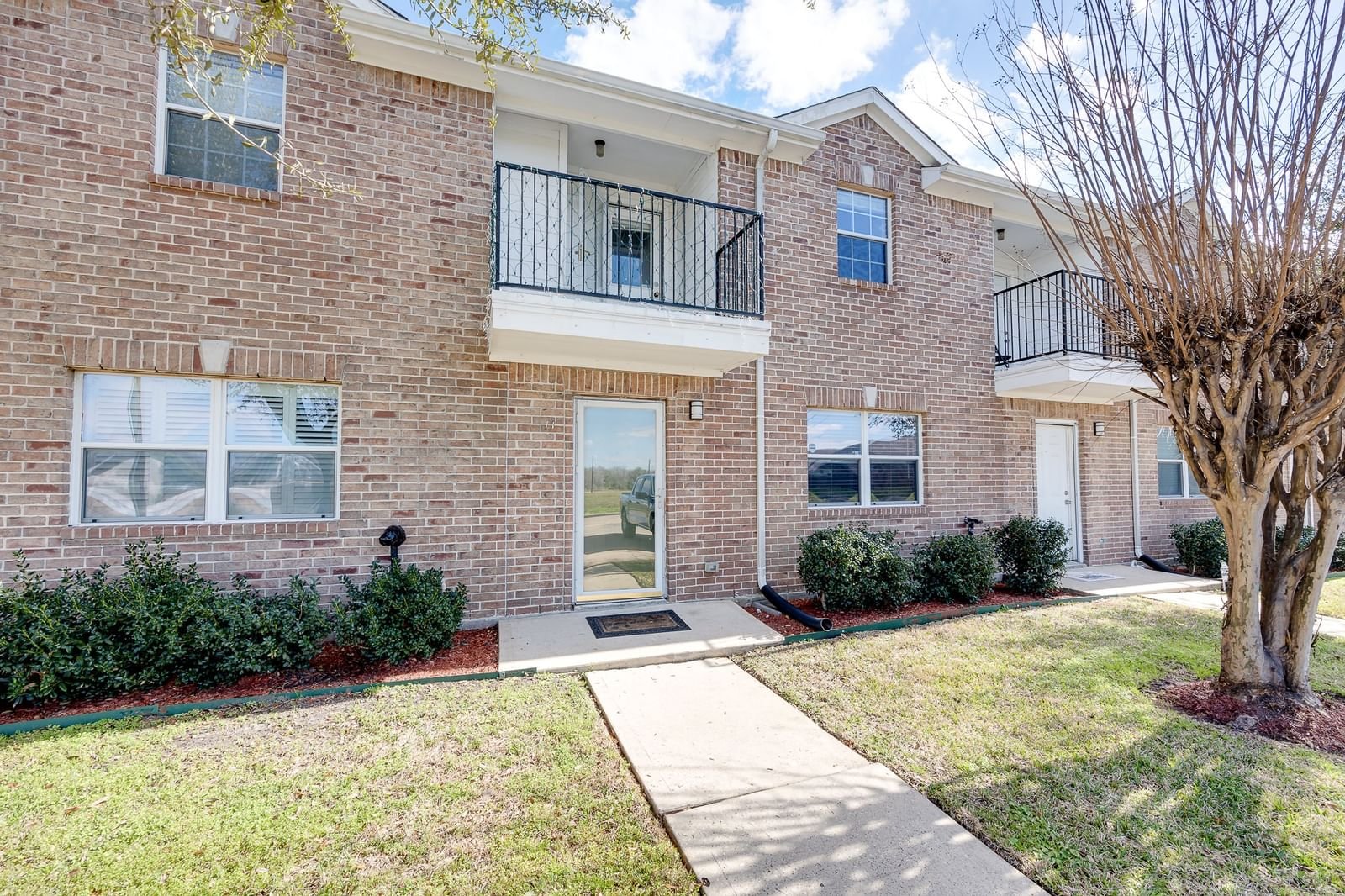 Real estate property located at 11899 Algonquin #13, Harris, Atkinson Twnhms, Houston, TX, US