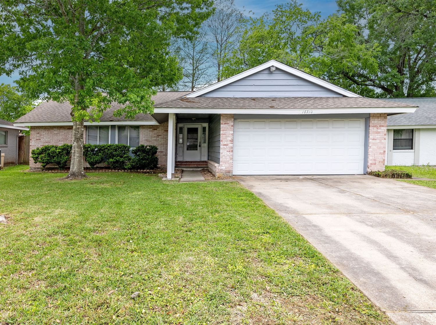 Real estate property located at 16710 Hibiscus, Harris, Forest Bend Sec 02, Friendswood, TX, US