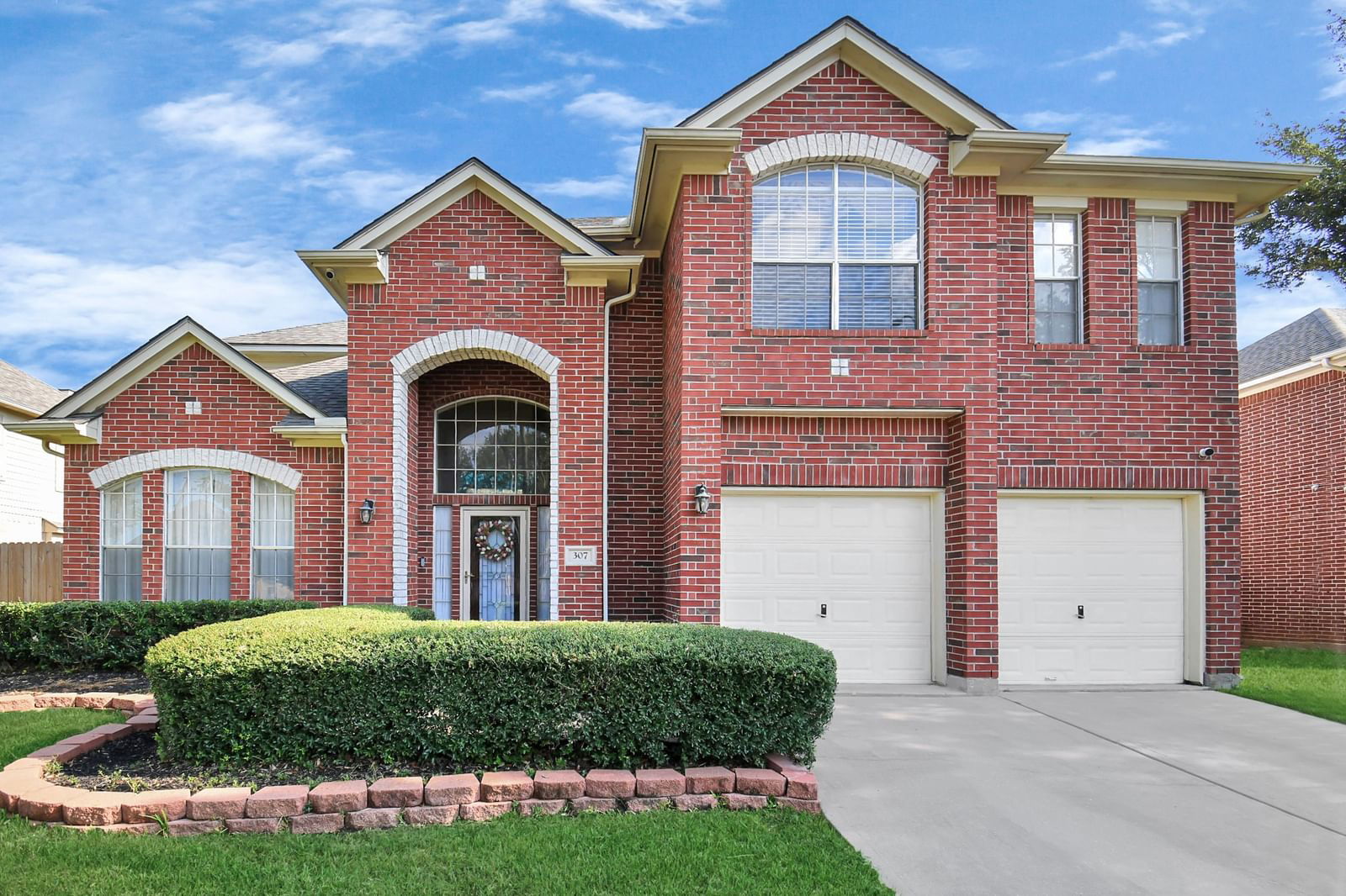 Real estate property located at 307 Saunter, Fort Bend, The Promenade At Stafford Run Sec 5, Stafford, TX, US