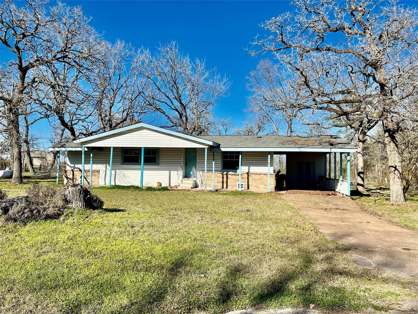 Real estate property located at 9 Bawden, Walker, I & G N R R (A-692), Huntsville, TX, US