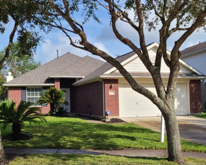 Real estate property located at 5608 Lilywood, Brazoria, Savannah Meadows Sec 1-2-3-4-5, Rosharon, TX, US