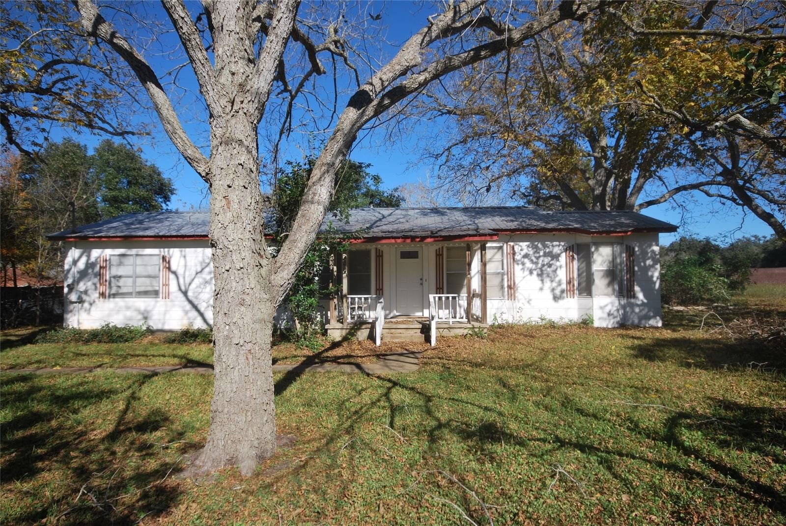Real estate property located at 1098 Fm 1680, Lavaca, Chase, Moulton, TX, US