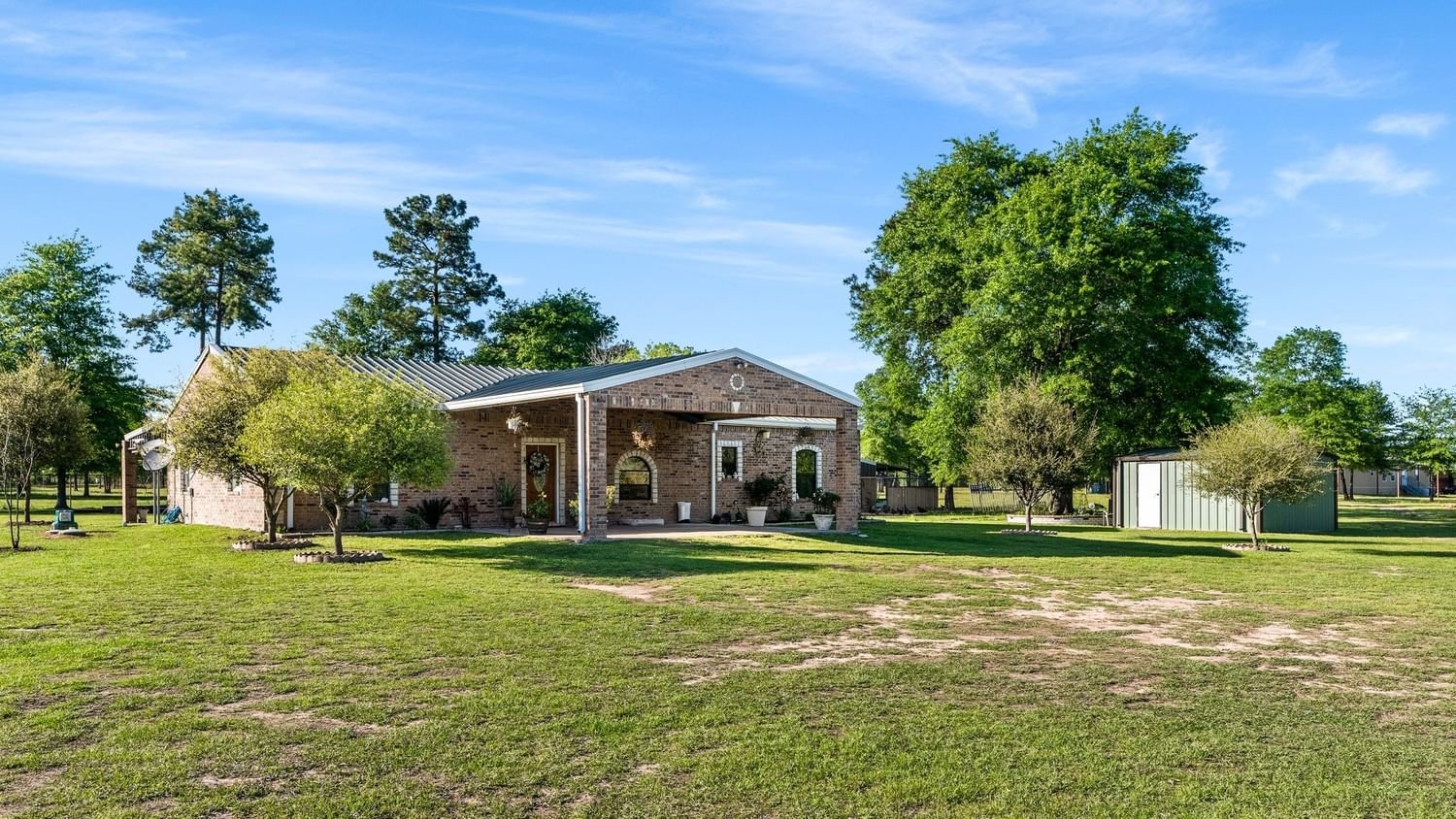 Real estate property located at 9529 Walker, Montgomery, Peach Creek Station 01, Cleveland, TX, US