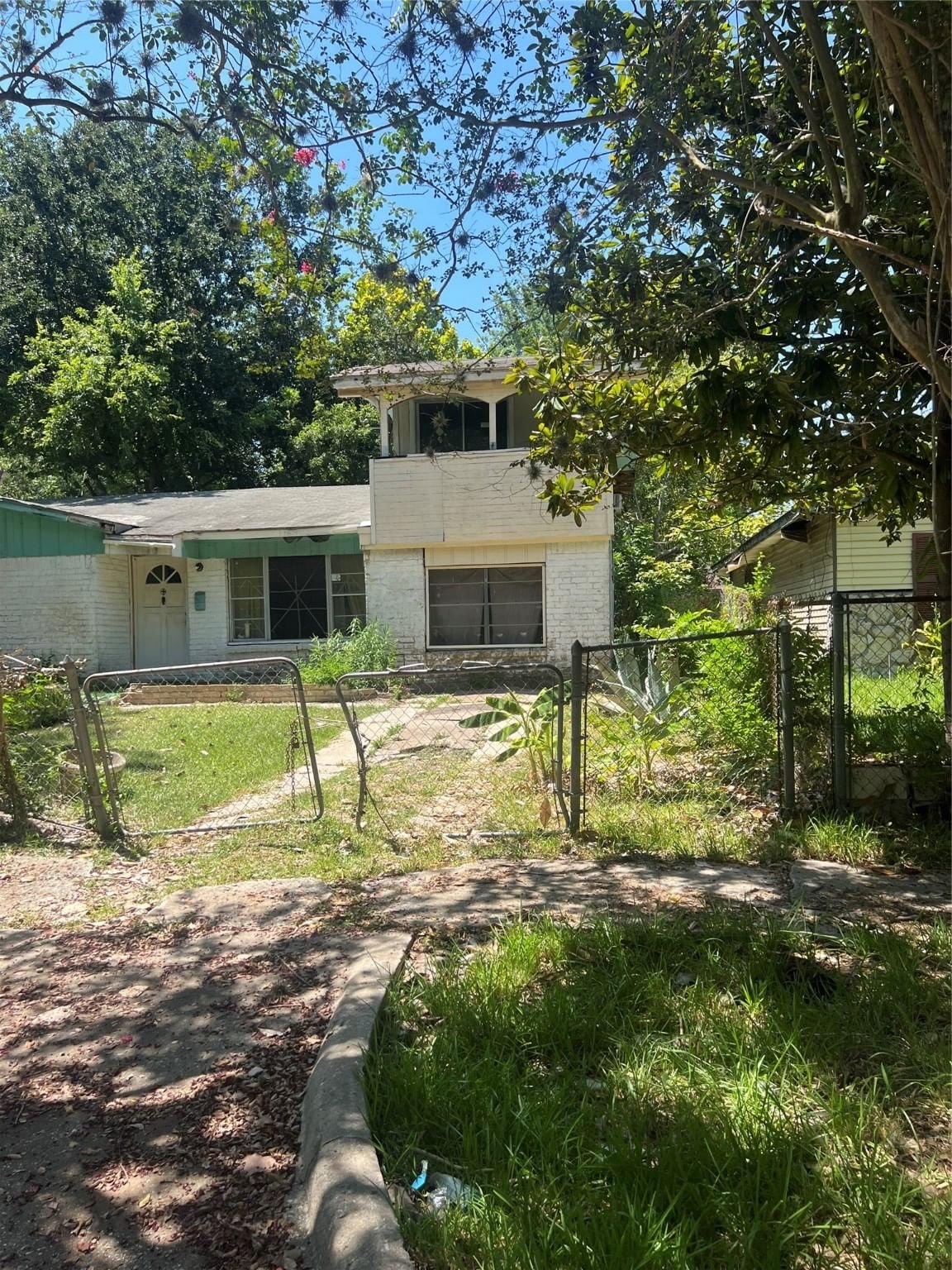 Real estate property located at 8433 Lenore, Harris, Meadowbrook Sec A Ext, Houston, TX, US