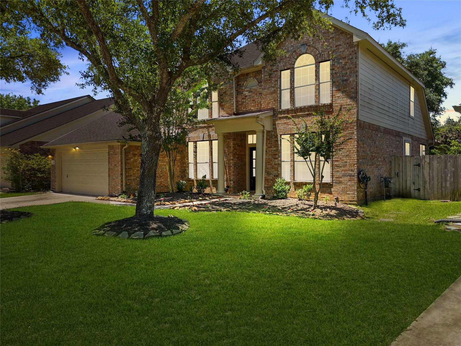 Real estate property located at 3226 Eaglewood, Brazoria, Fairway Village Sec 2 Ph 2 At, Pearland, TX, US