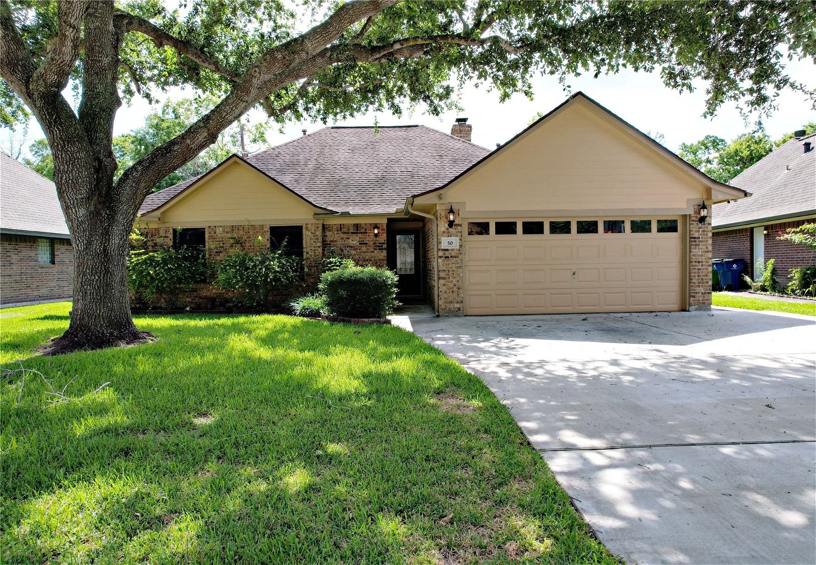 Real estate property located at 50 Alexander, Brazoria, Angleton, TX, US