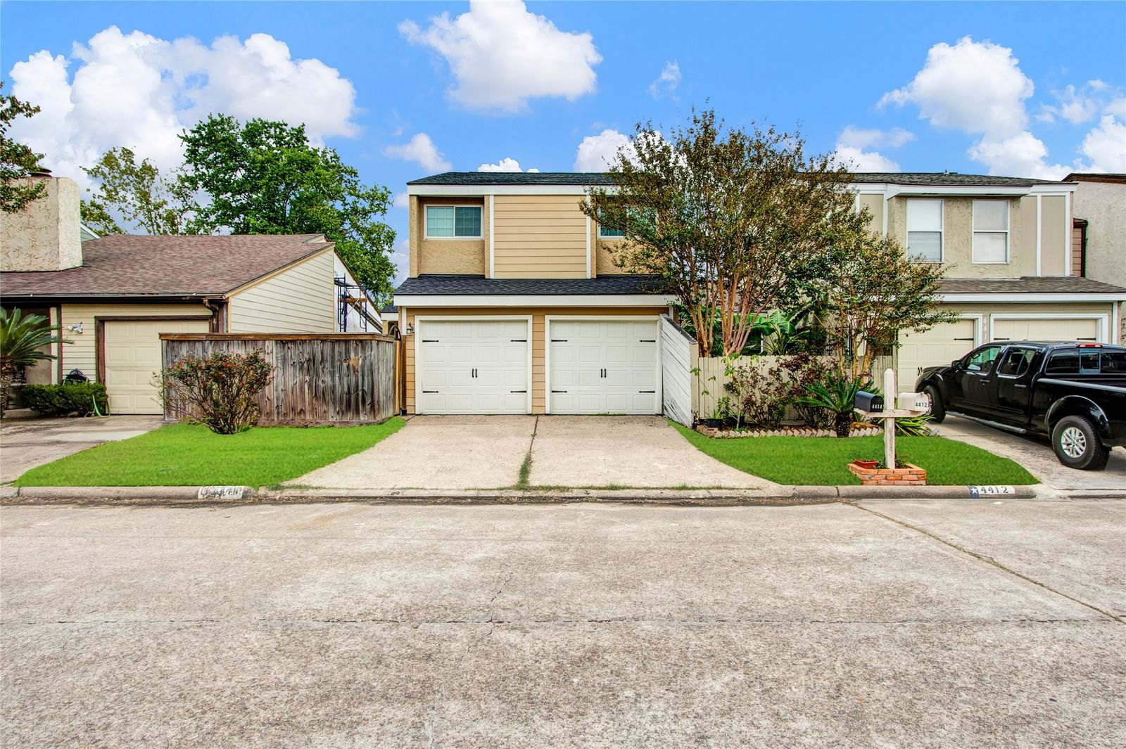 Real estate property located at 4414 Stanford, Harris, Westway Sec 01 R/P, Houston, TX, US