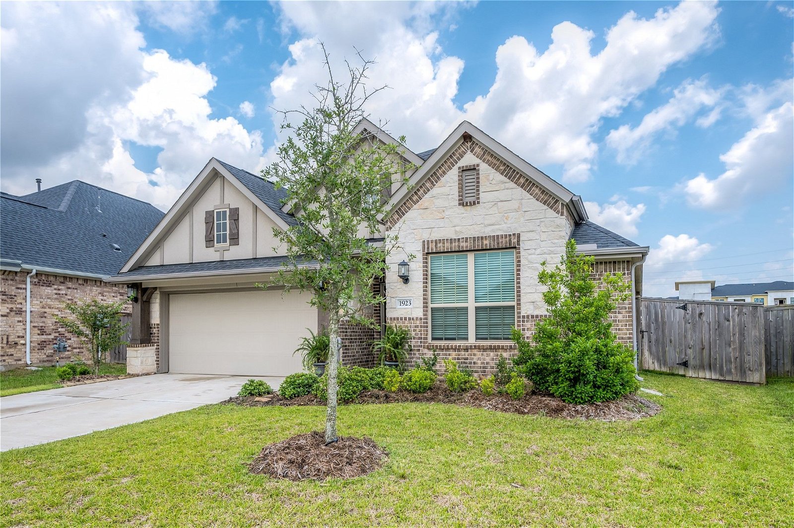 Real estate property located at 1923 Village Orchard, Fort Bend, Katy, TX, US